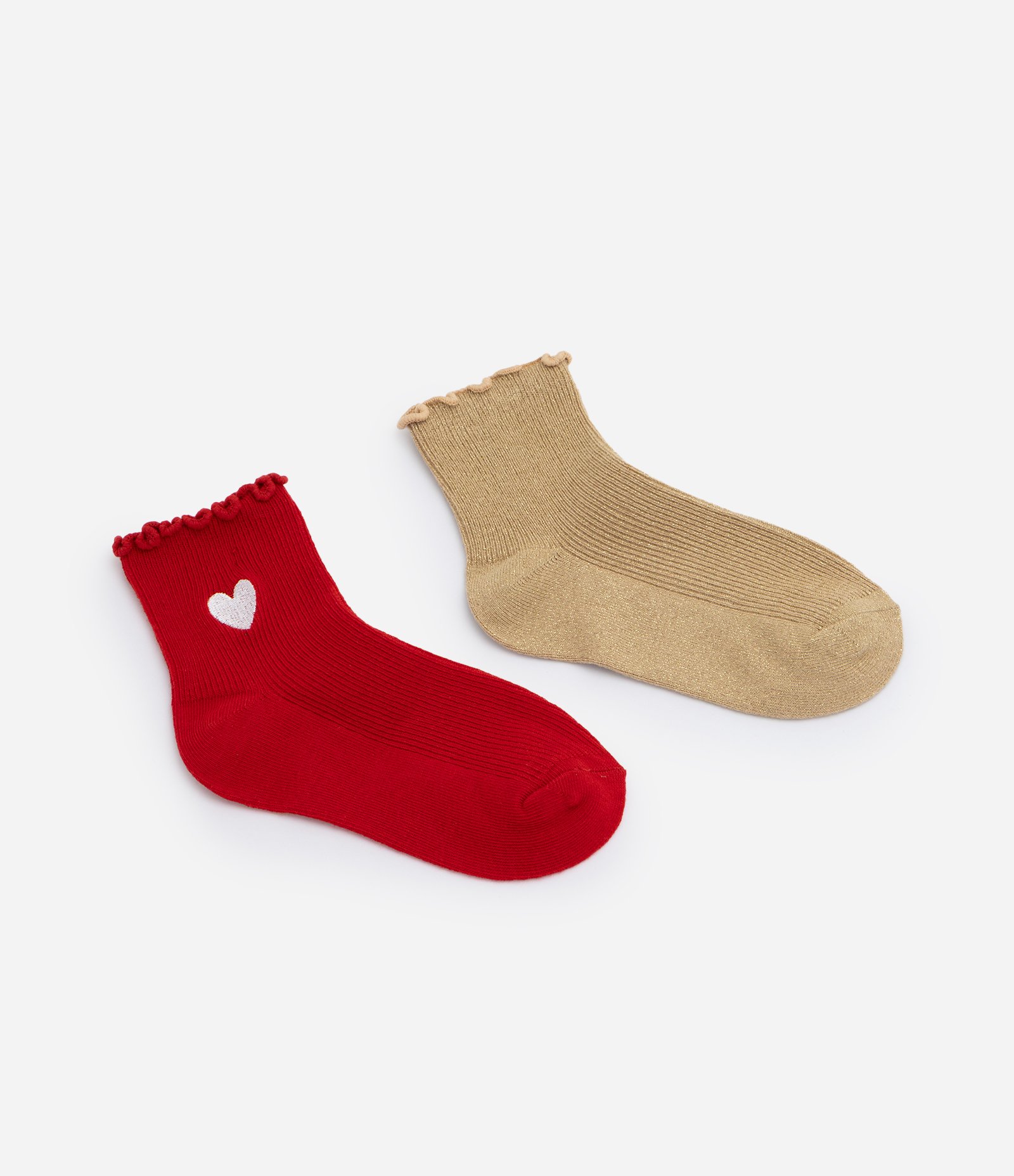 Kit 2 Pares de Meias Infantis Em Algodão com Coração Bordado Cano Médio - Tam 19 ao 34 Salsa 1