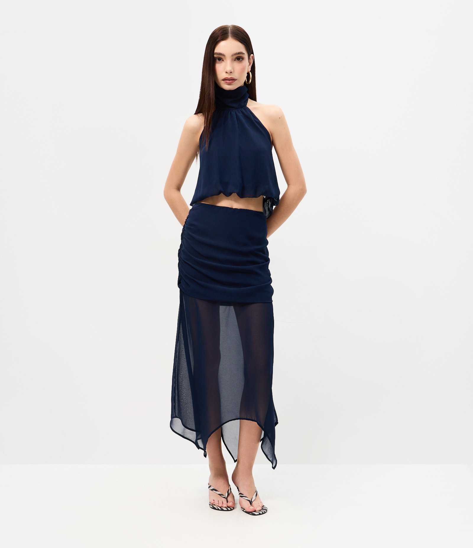 Saia Midi em Chiffon com Drapeado e Barra Assimétrica Azul 1