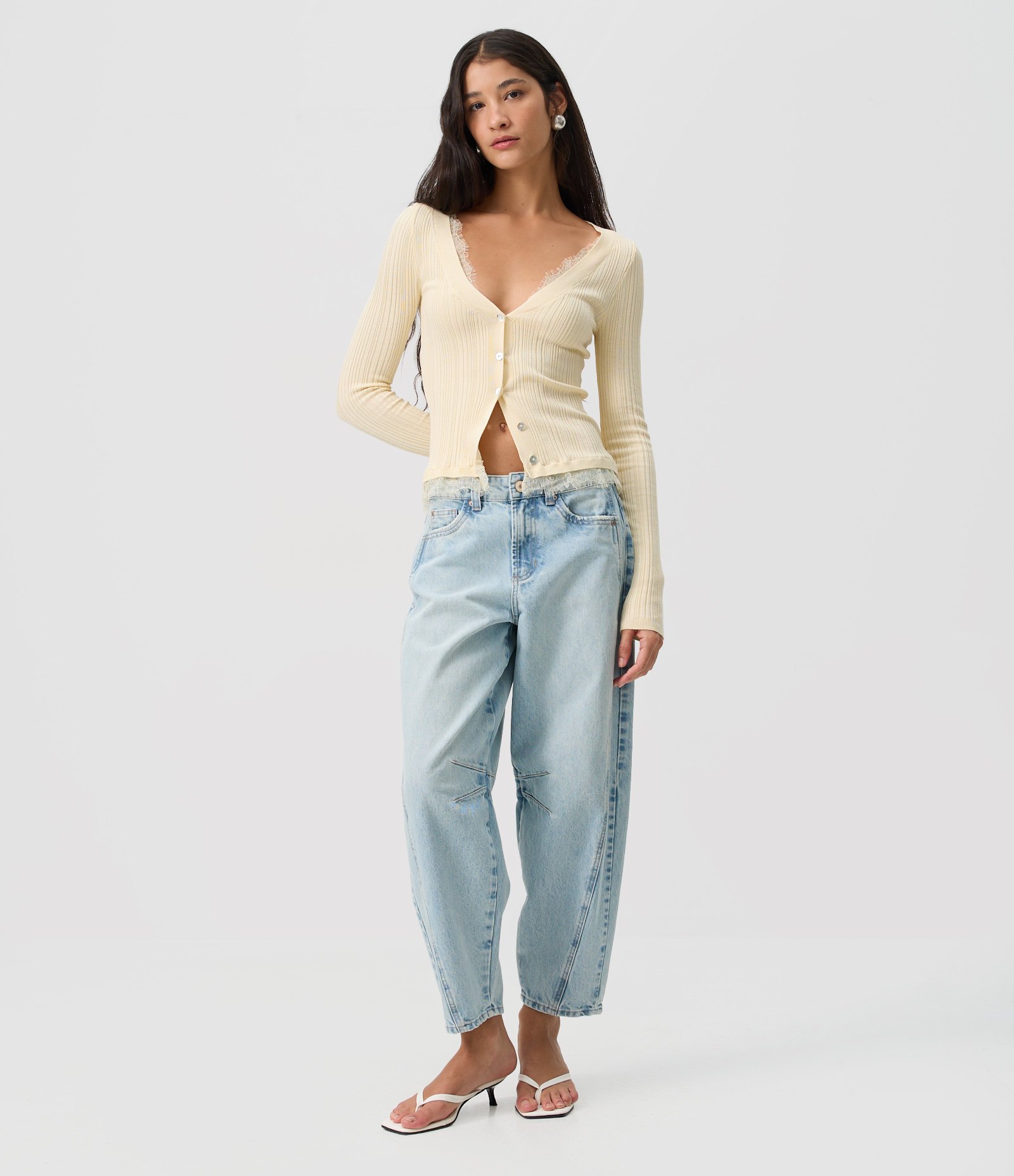 Calça Jeans Ballon com Lavagem Clara Azul Claro 1