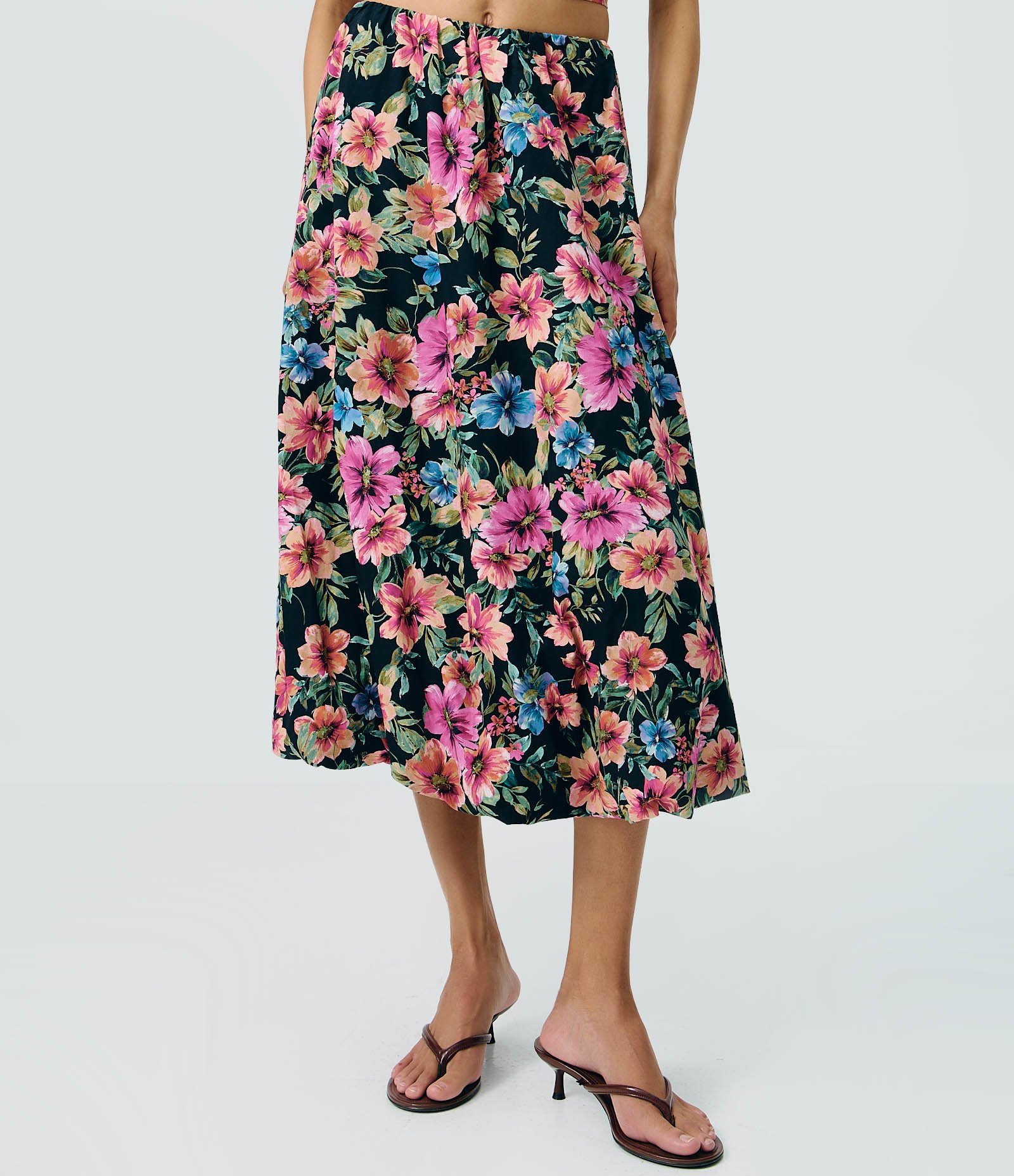 Saia Midi em Tricoline com Estampa Floral Tropical Preto 2