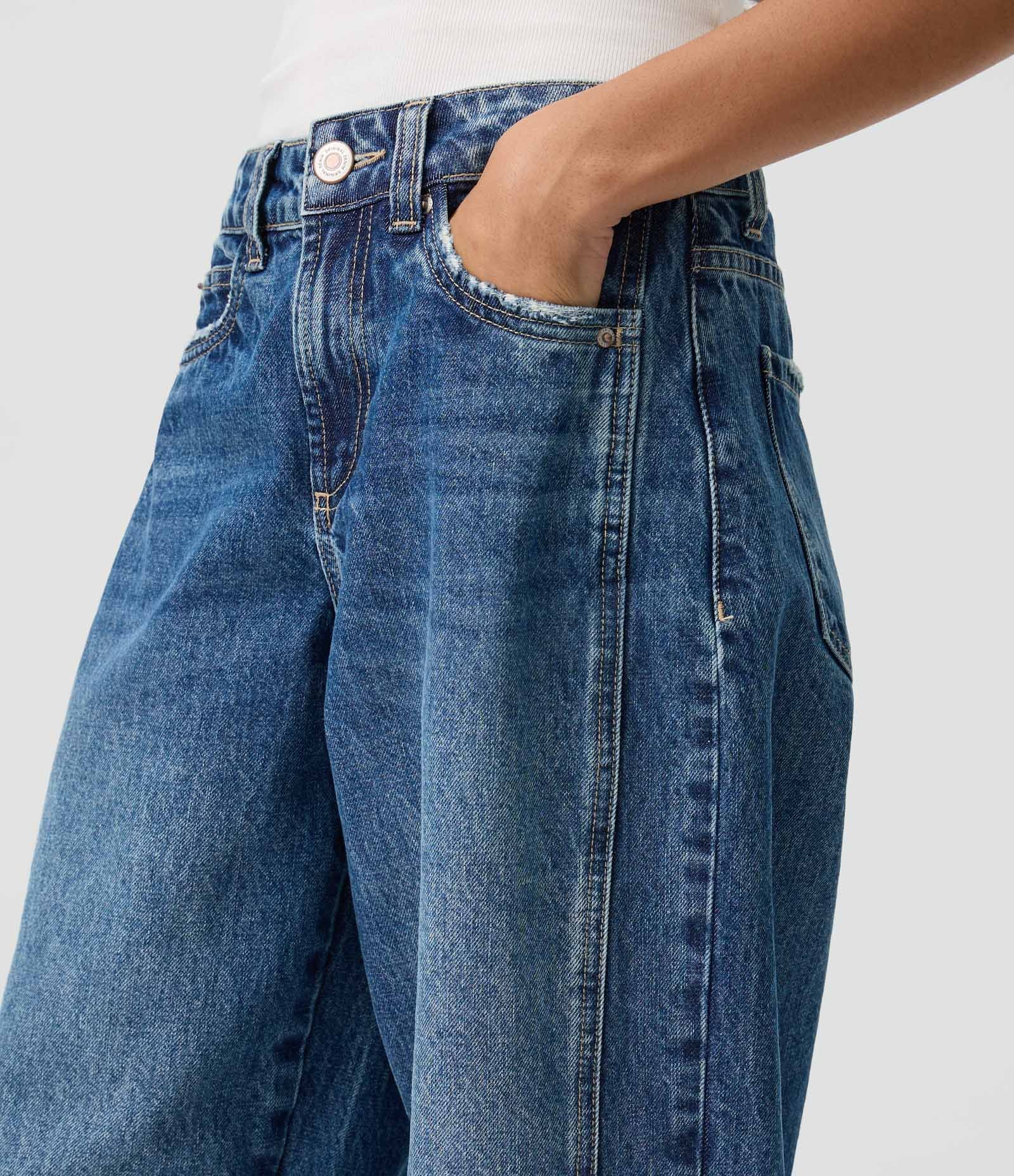 Calça Jeans Ballon com Lavagem Clara Azul Escuro 3