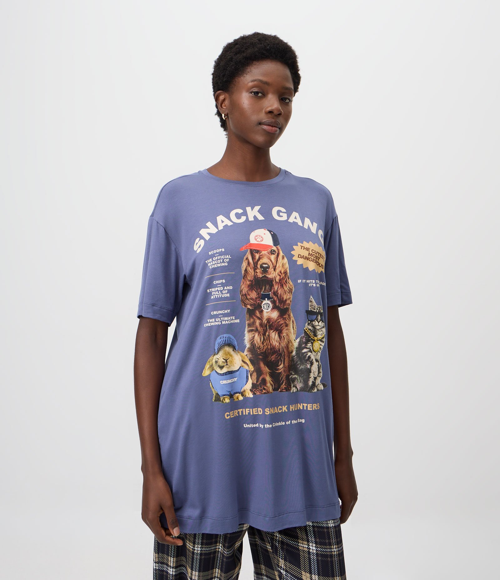 Camisola Curta em Viscolycra com Estampa Dog Snack Azul 2