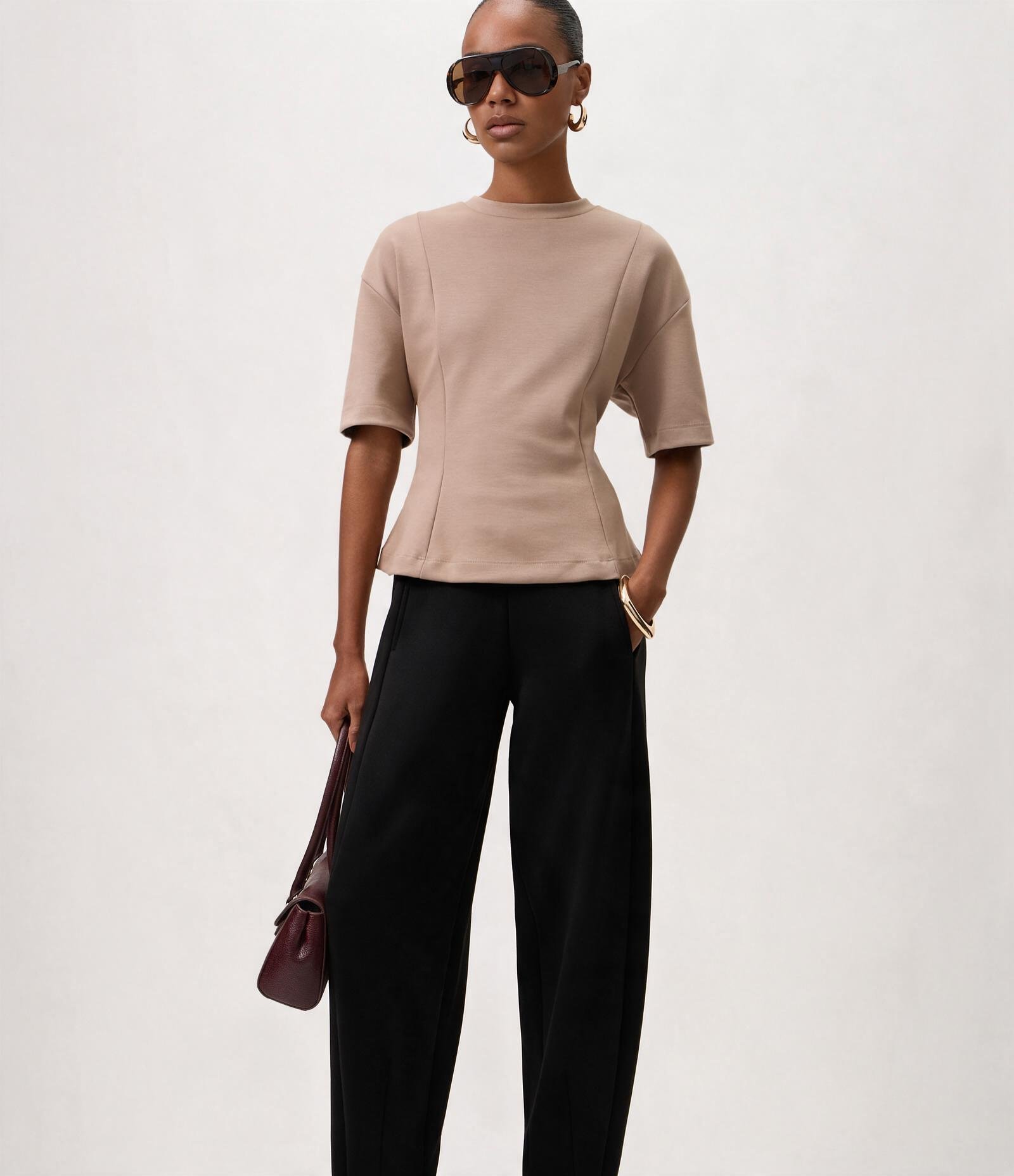Calça Cocoon com Pregas Frontais Preto 5