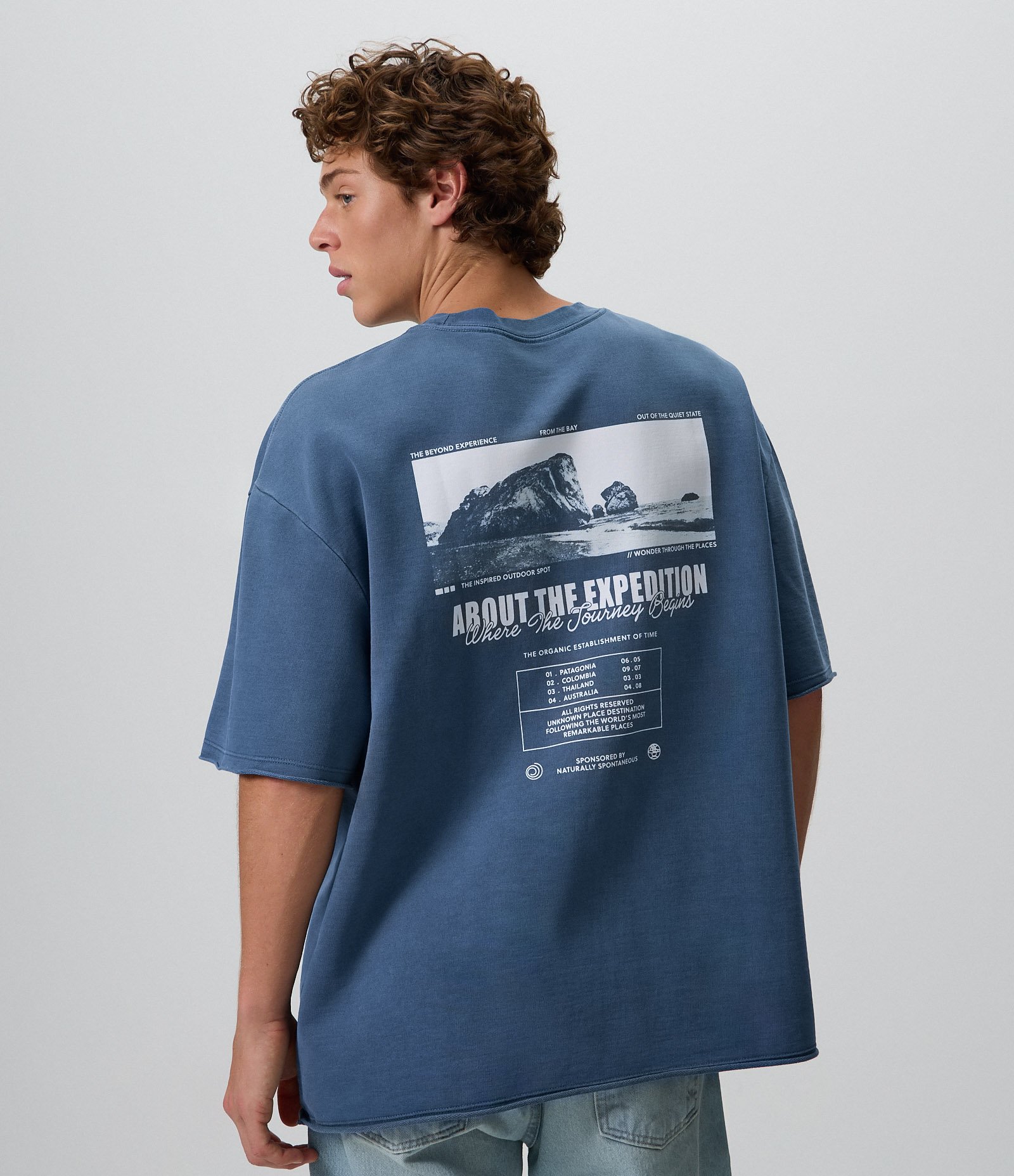 Camiseta Oversized em Moletinho Photoprint Expedition Azul 1
