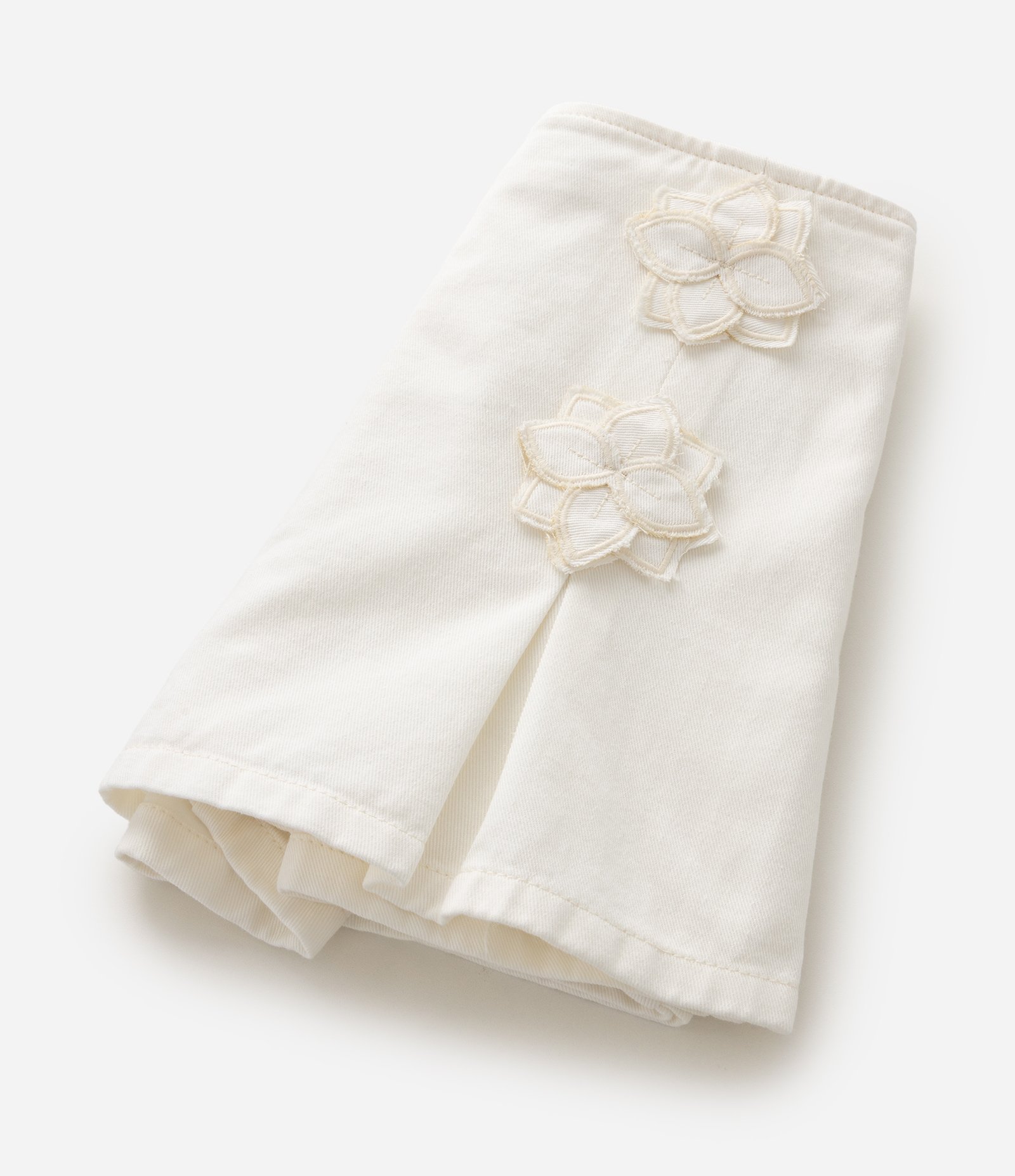 Short Saia Infantil com Aplicações Florais - Tam 5 a 16 Anos Bege 6