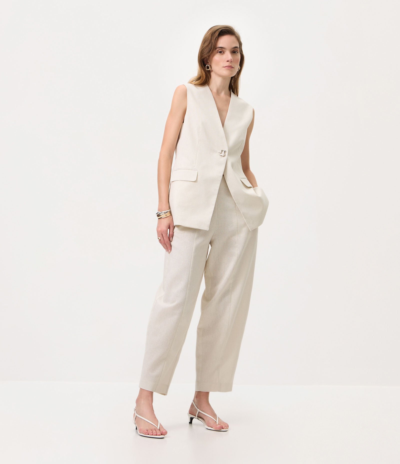 Calça Barrel em Flamê com Brilho Branco 1
