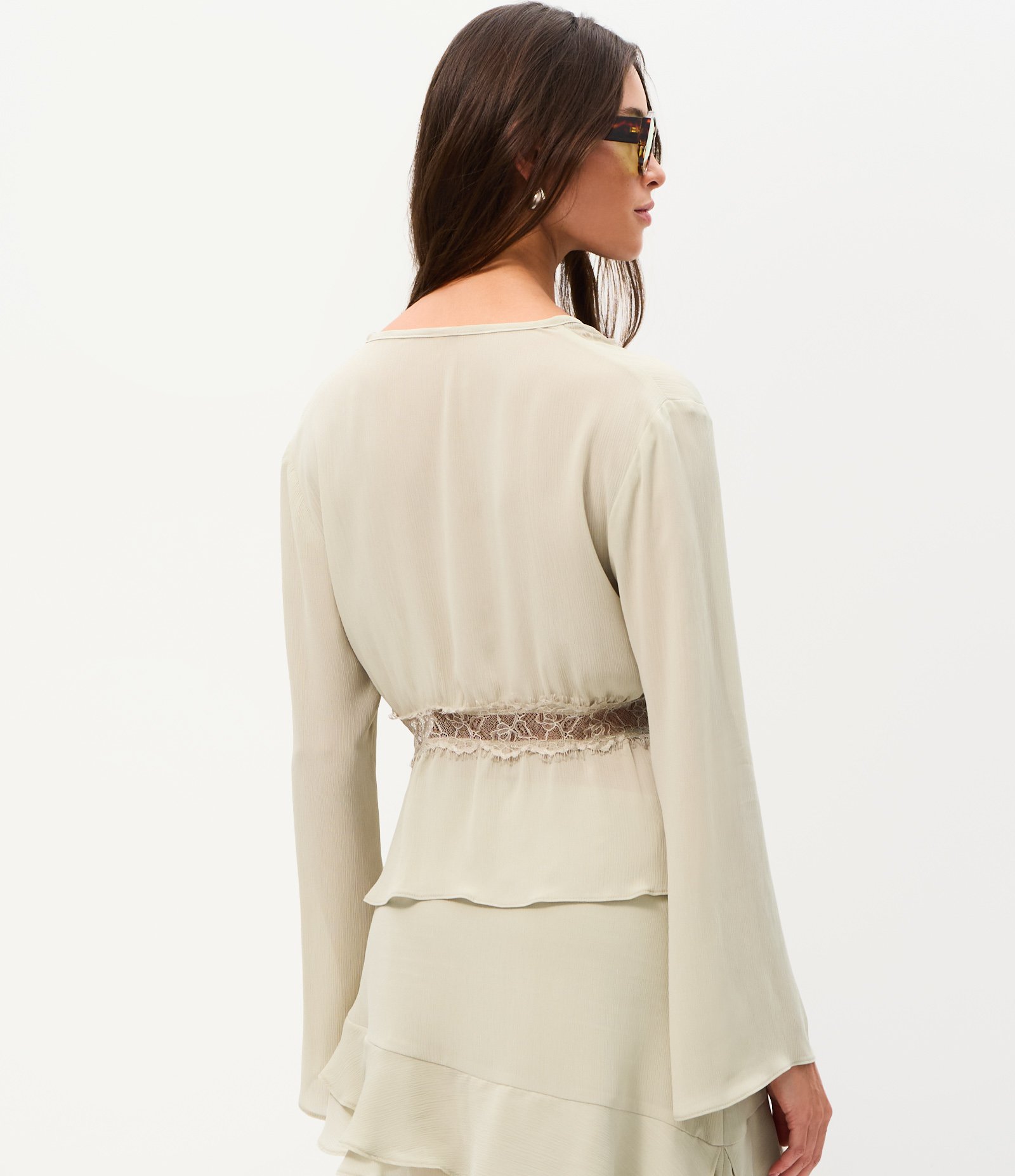 Blusa com Renda e Amarração Off White 4