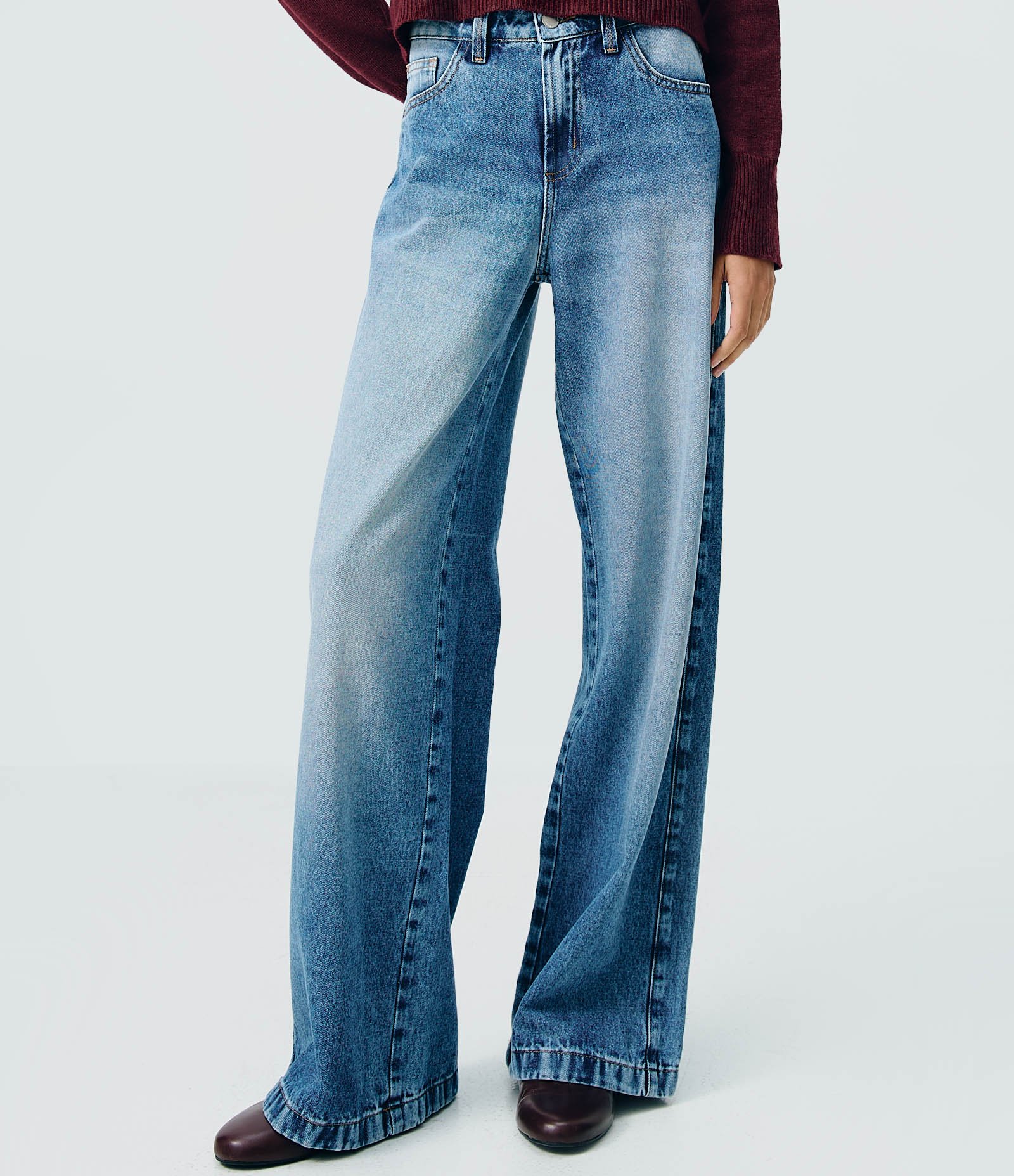 Calça Wide Leg em Jeans com Cintura Média Azul 2