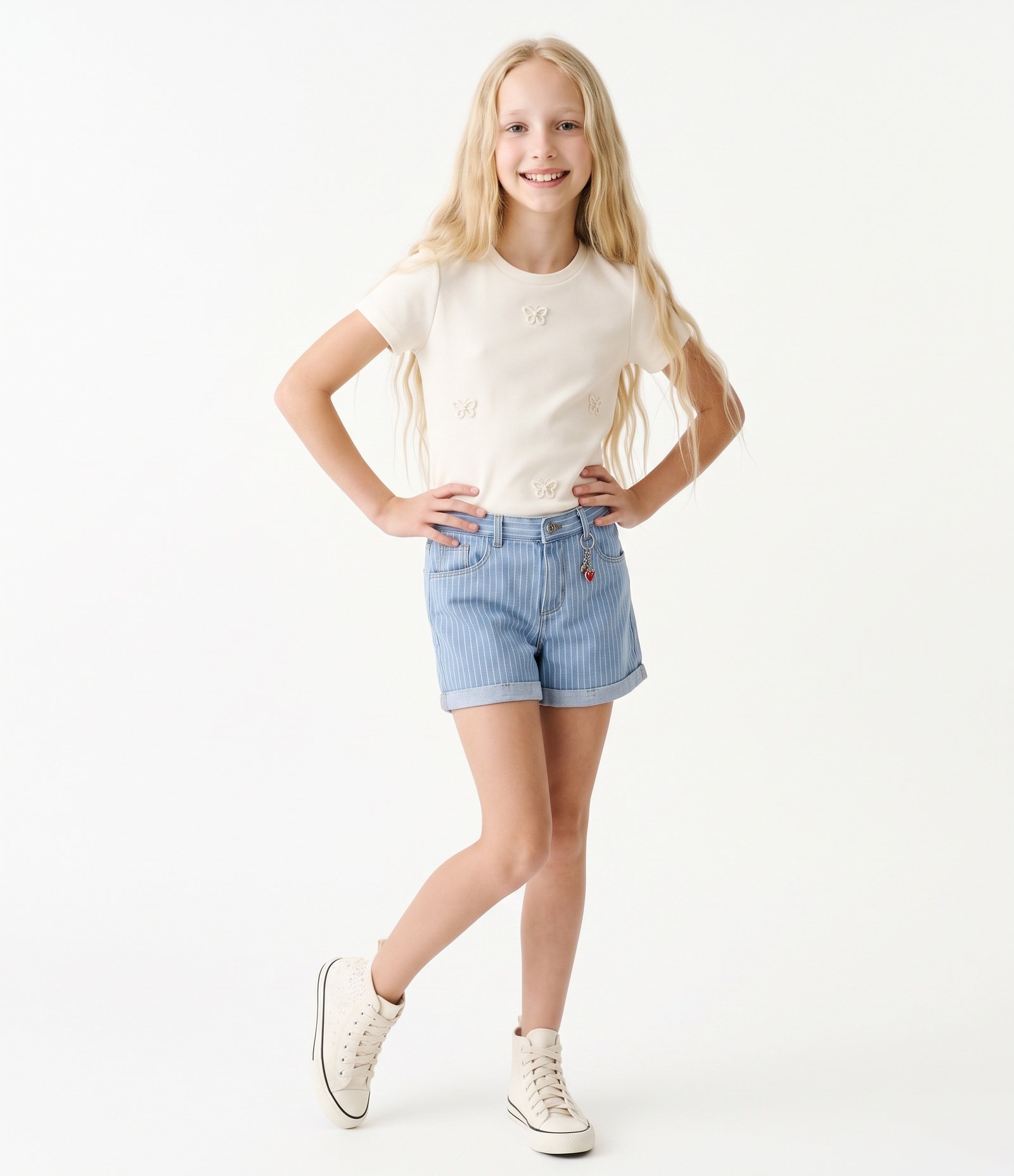 Short Jeans Infantil Em Algodão Listrado com Pingente - Tam 5 a 16 Anos Azul 1