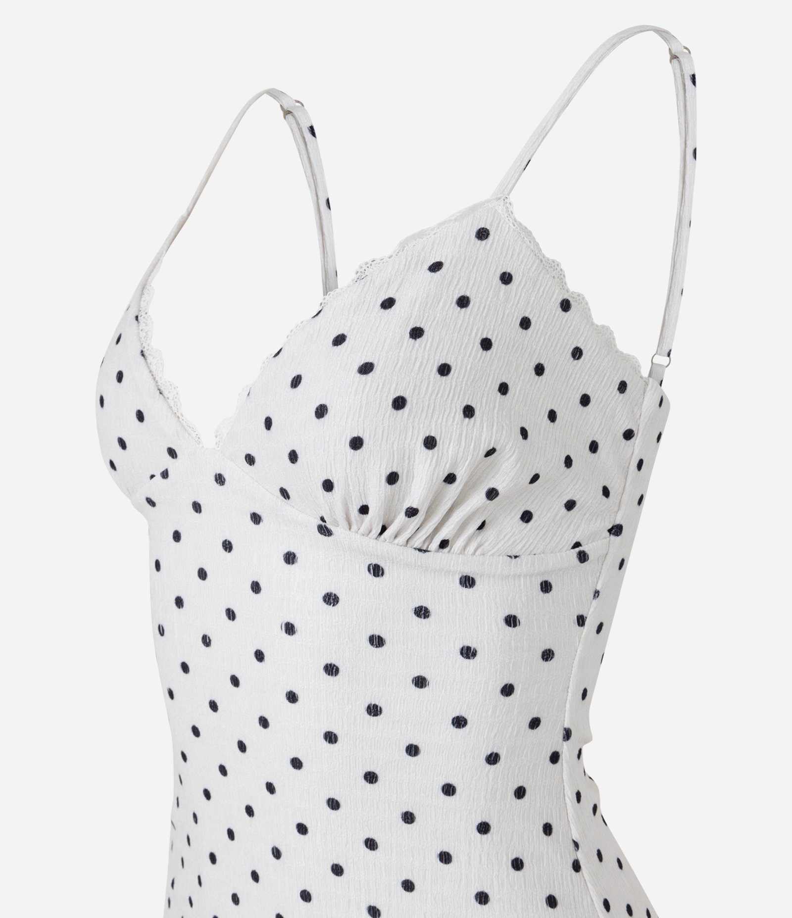Vestido Curto Balonê de Alcinha em Anarruga com Estampa Poá Branco 5