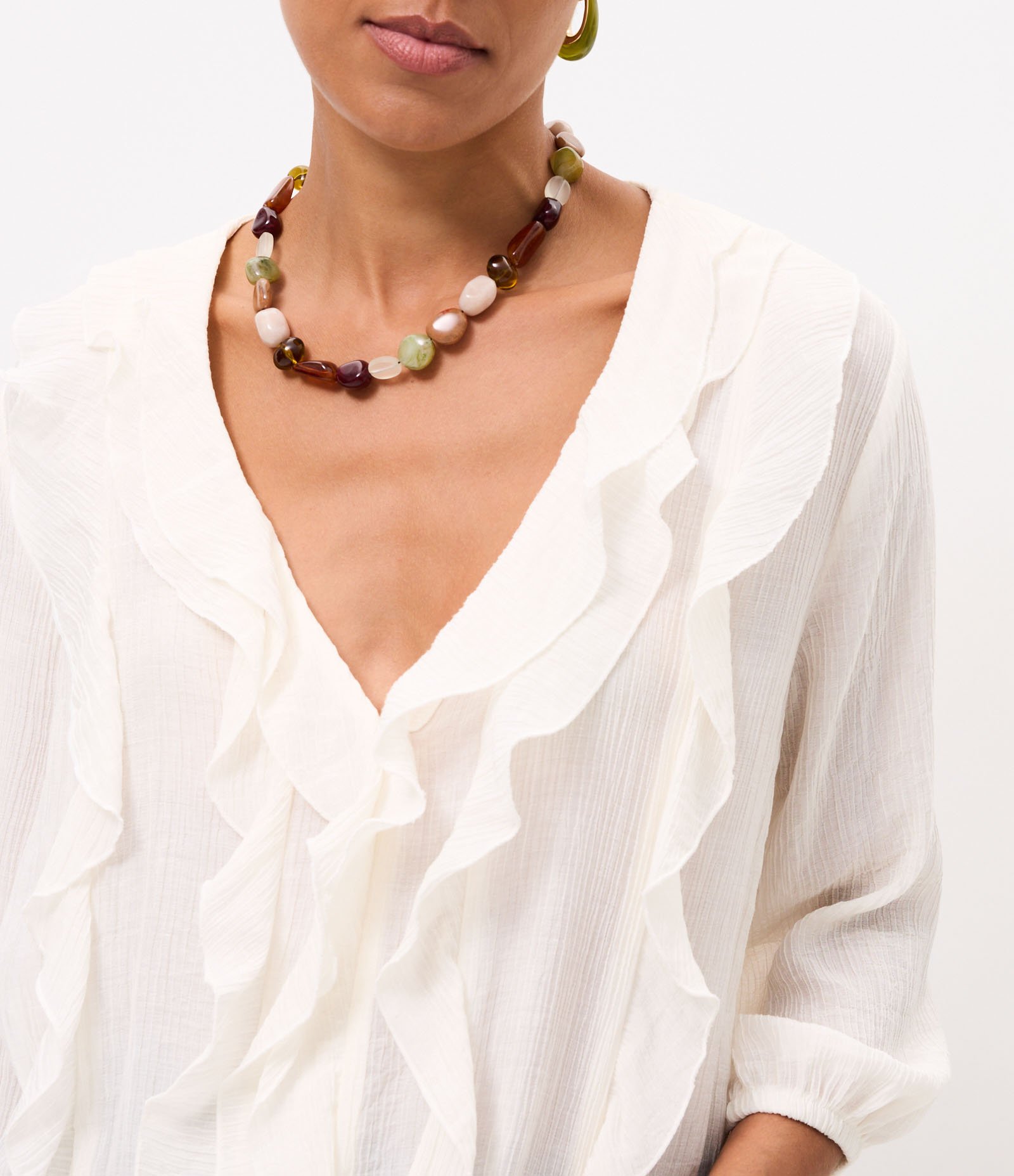 Blusa Bata em Viscose com Babados Branco 4