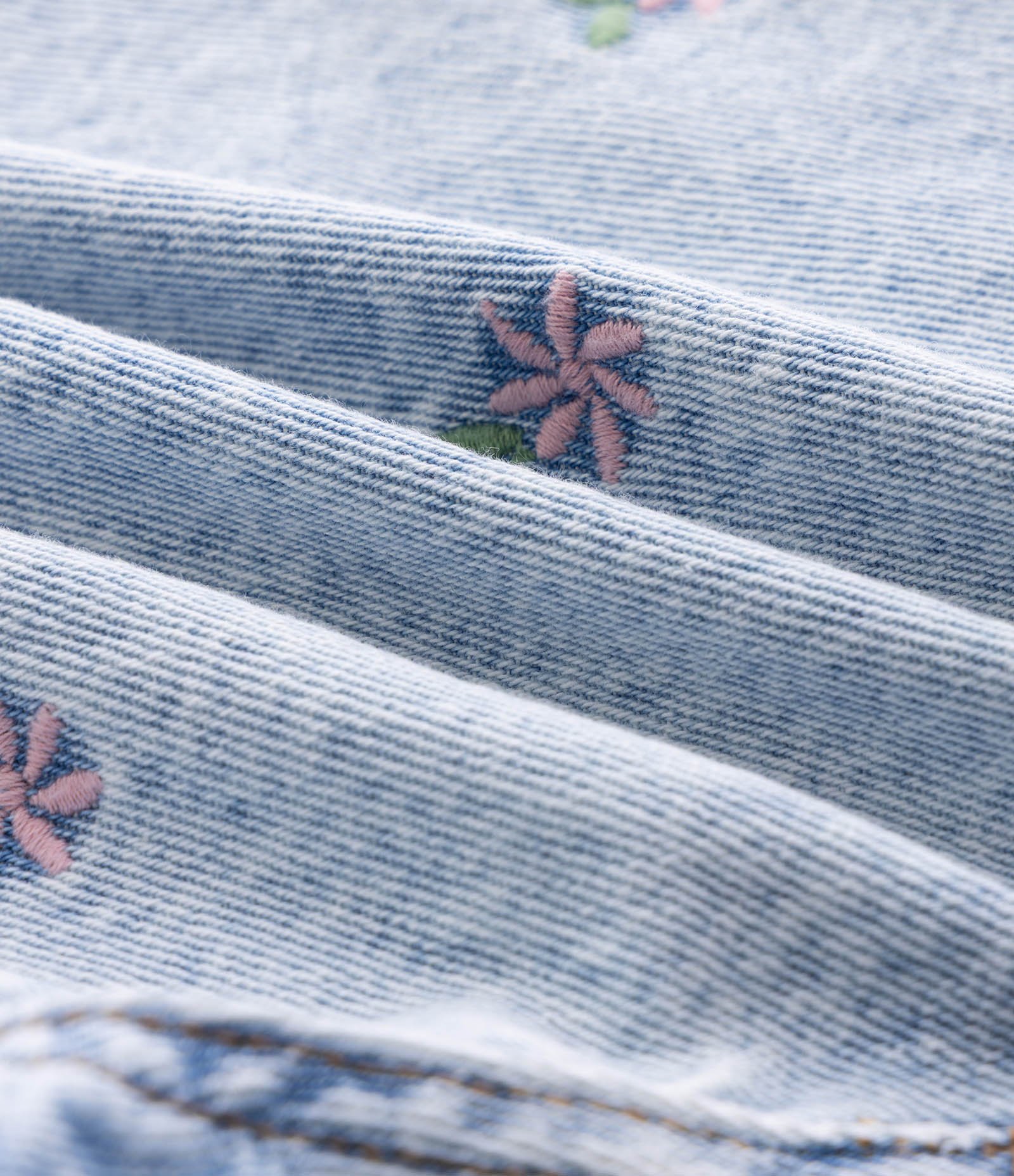 Short Jeans Infantil Em Algodão - Tam 5 a 16 anos Azul médio 4