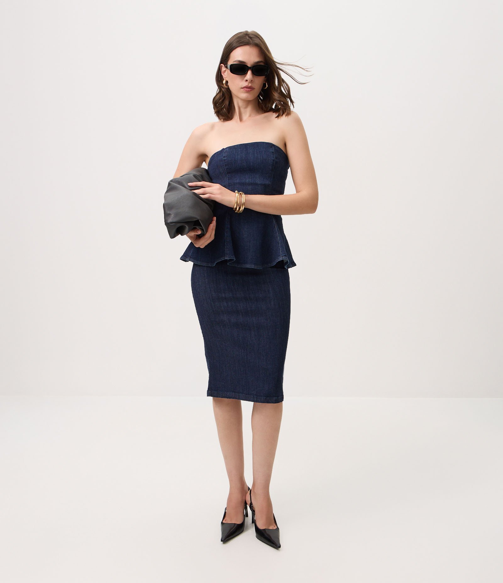 Saia Lápis em Jeans com Fenda Azul Escuro 1