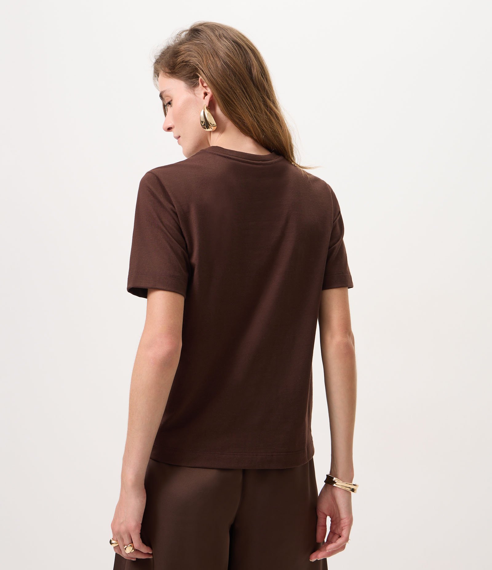 Camiseta em Algodão com Bordado de Paetês Marrom 4
