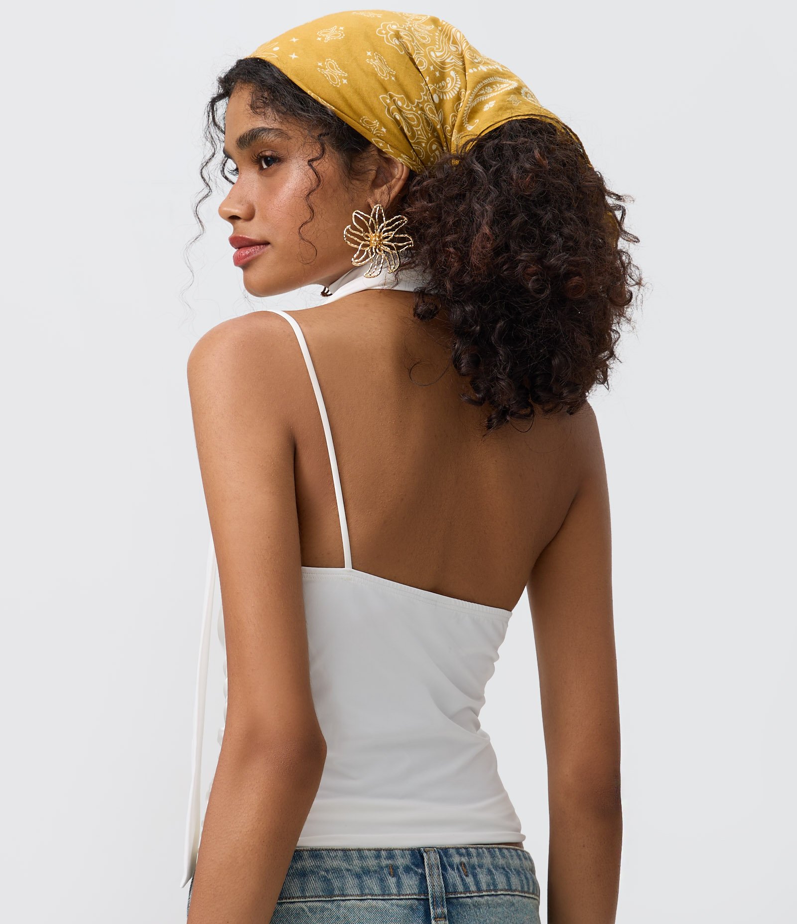 Blusa Frente Única com Amarração no Pescoço e Efeito Drapeado Branco 4