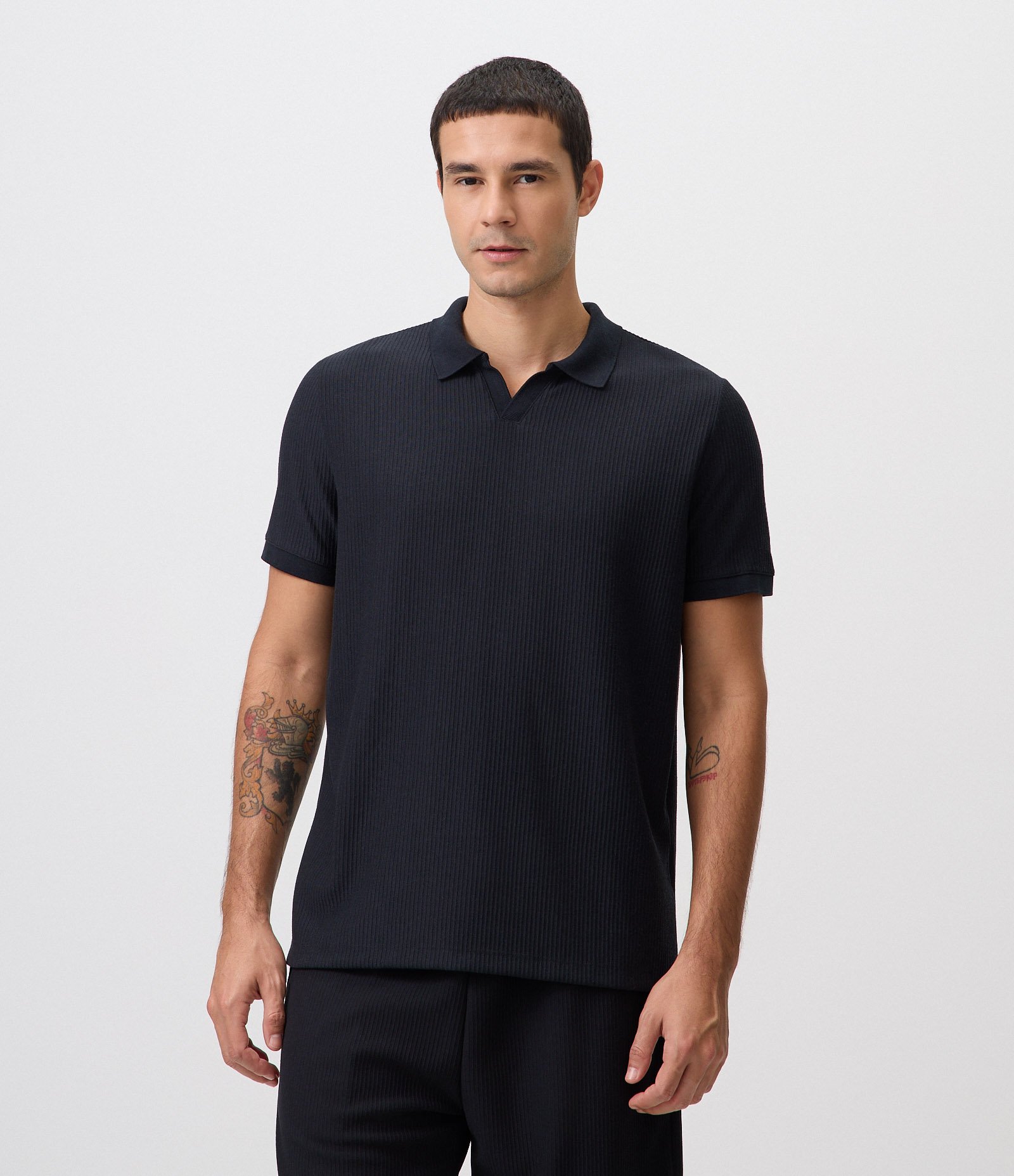 Polo Regular Texturizada Canelada Preto 1