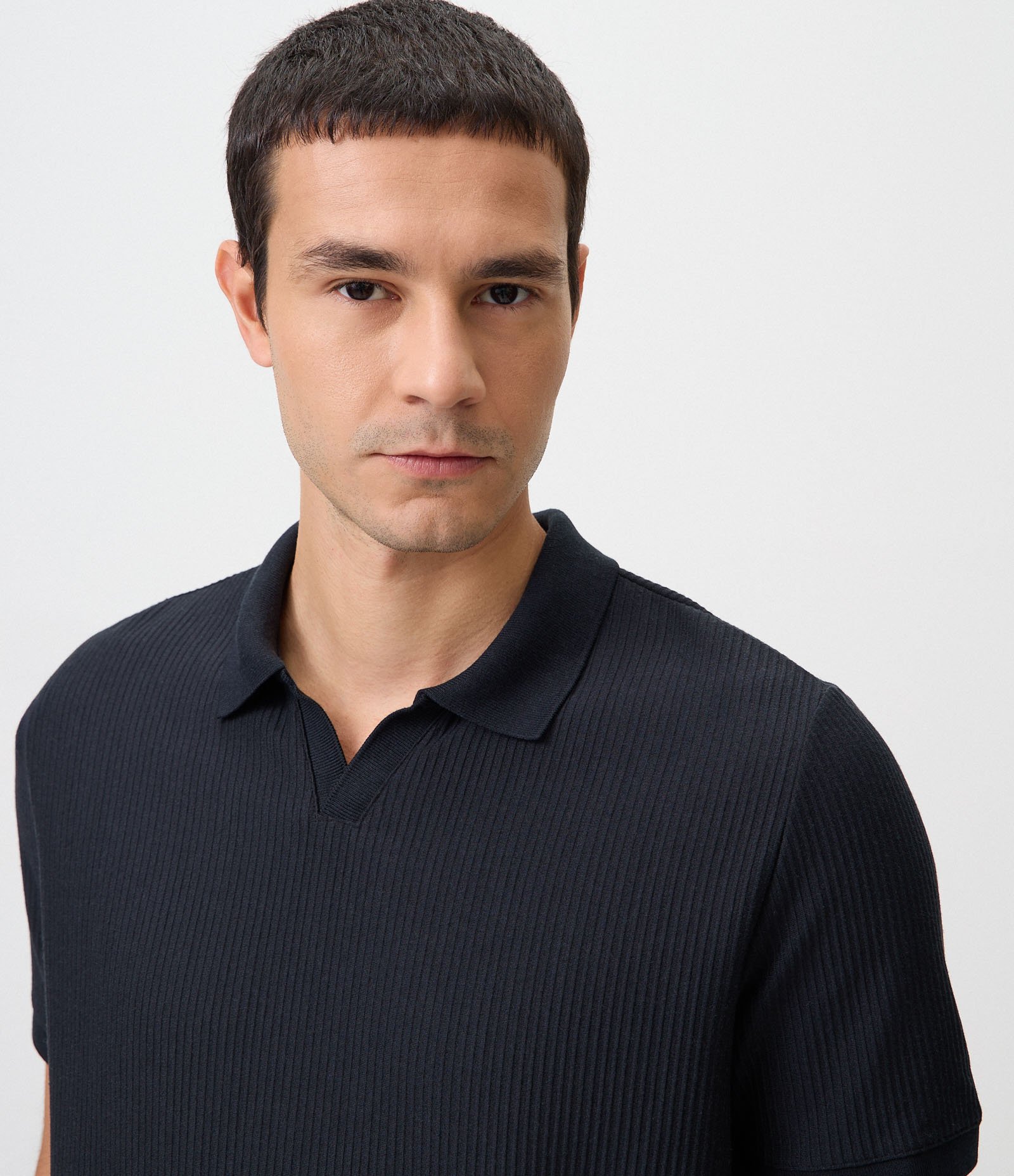 Polo Regular Texturizada Canelada Preto 4