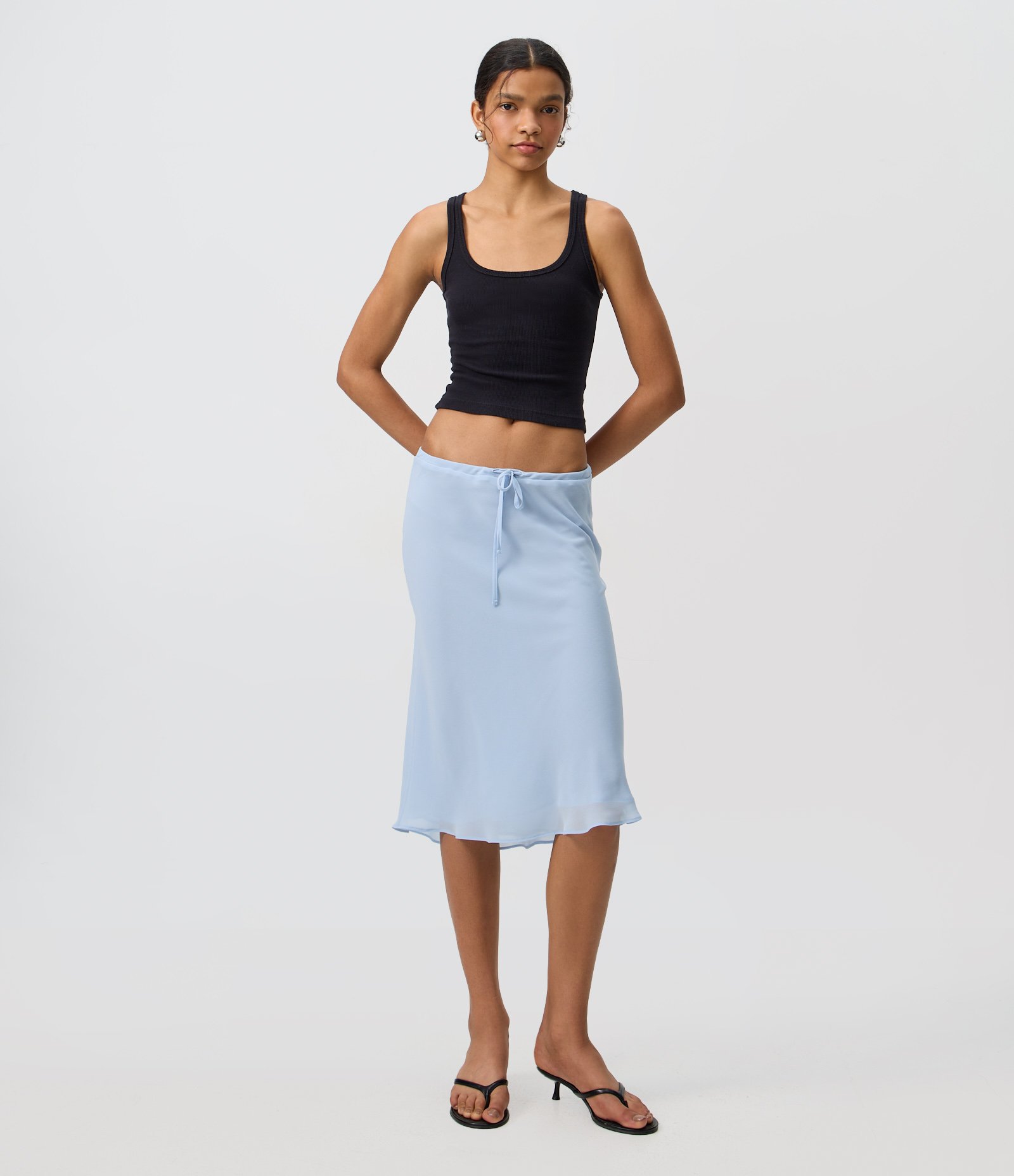 Saia Midi em Chiffon com Amarração na Cintura Azul Claro 1