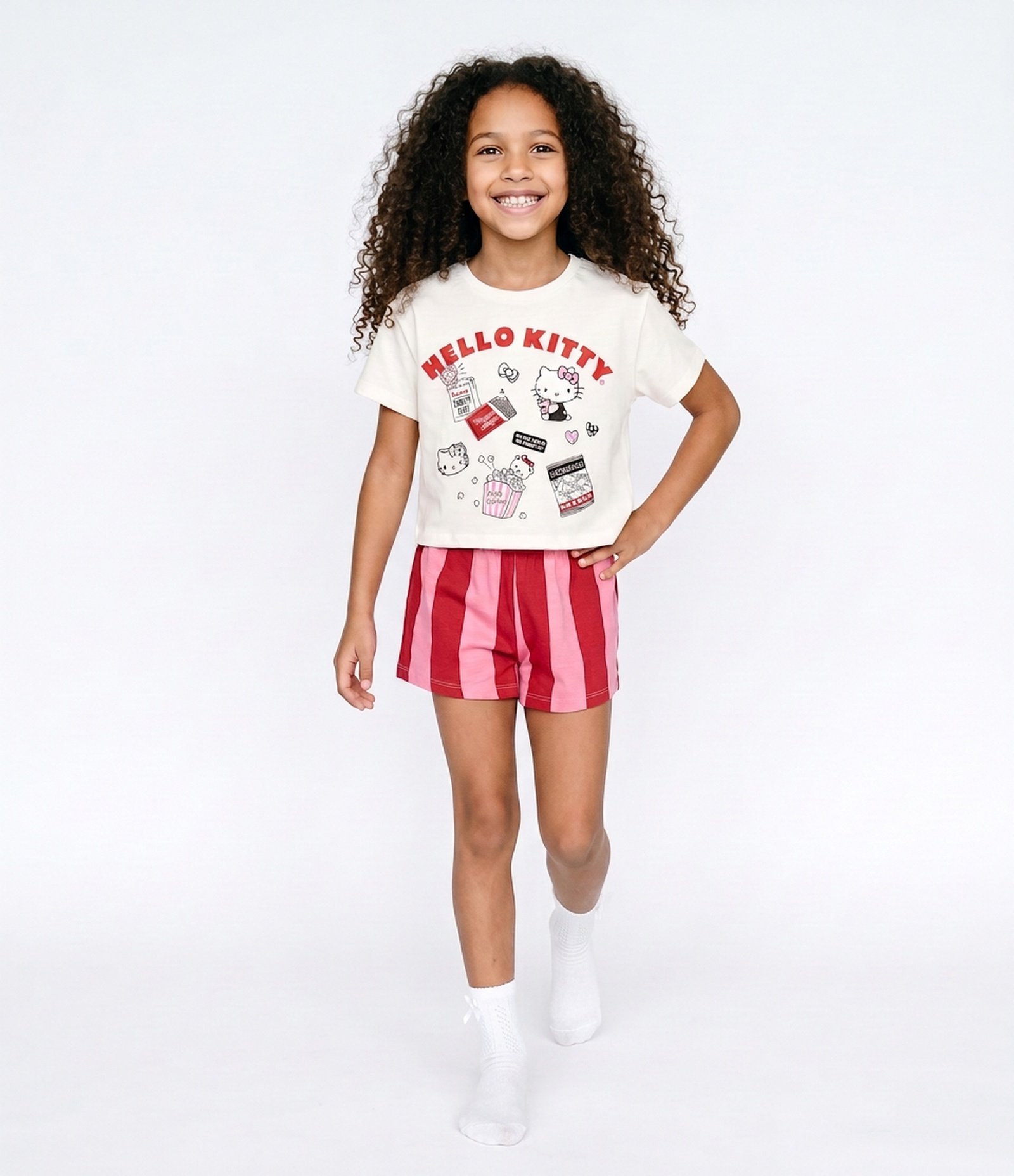 Pijama Infantil Hello Kitty Blusa Manga Curta e Short com Chaveiro - Tam 5 a 14 Anos Branco 1