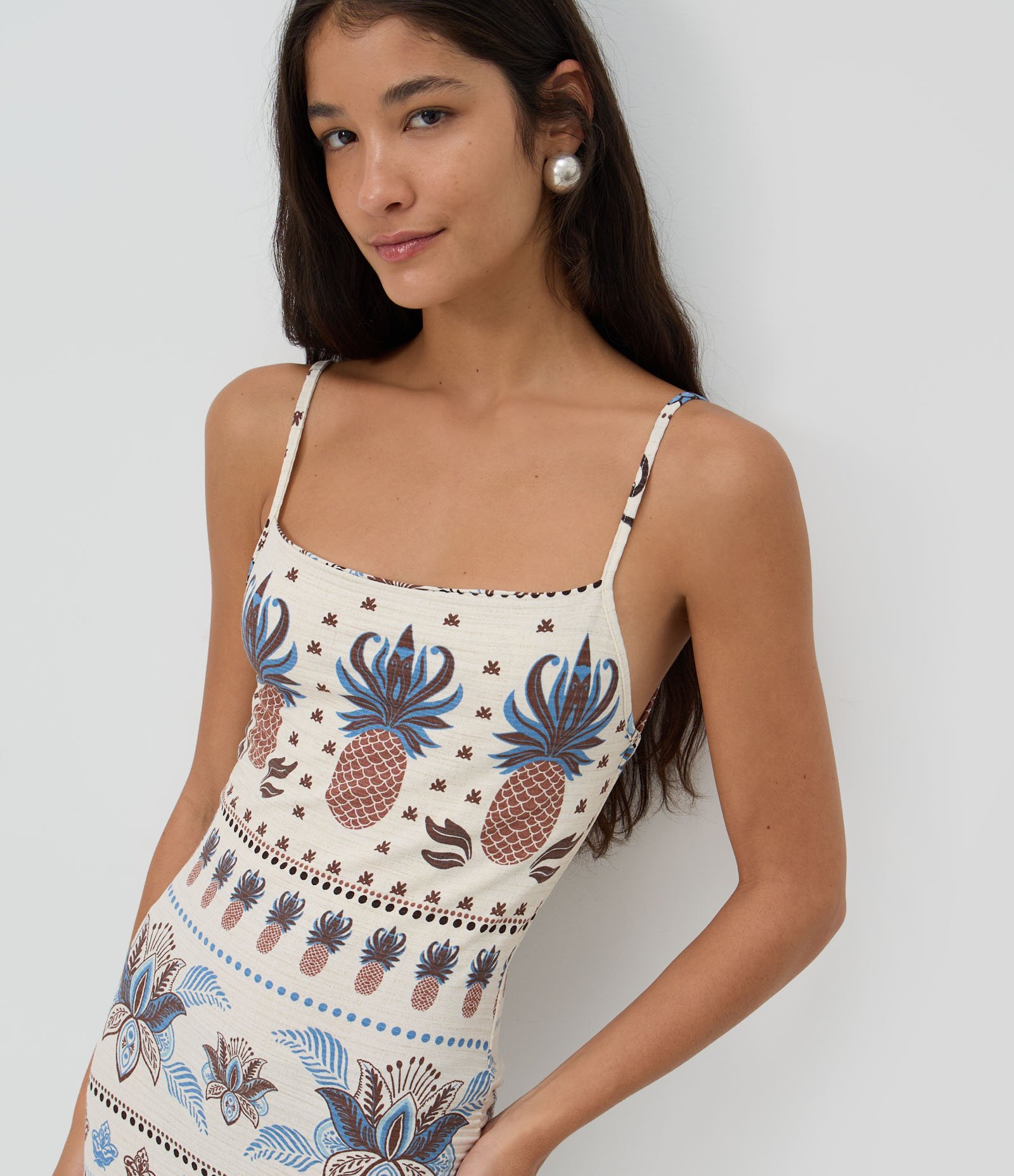 Vestido Midi Alcinha em Ribana com Estampa Tropical com Abacaxis Branco 3