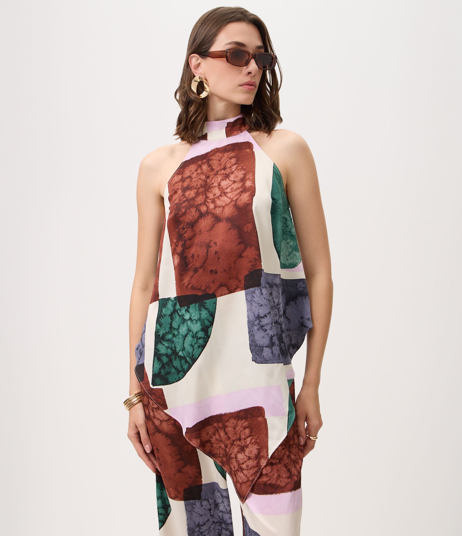 Blusa com Estampa Abstrata e Barra Assimétrica Multicores 3