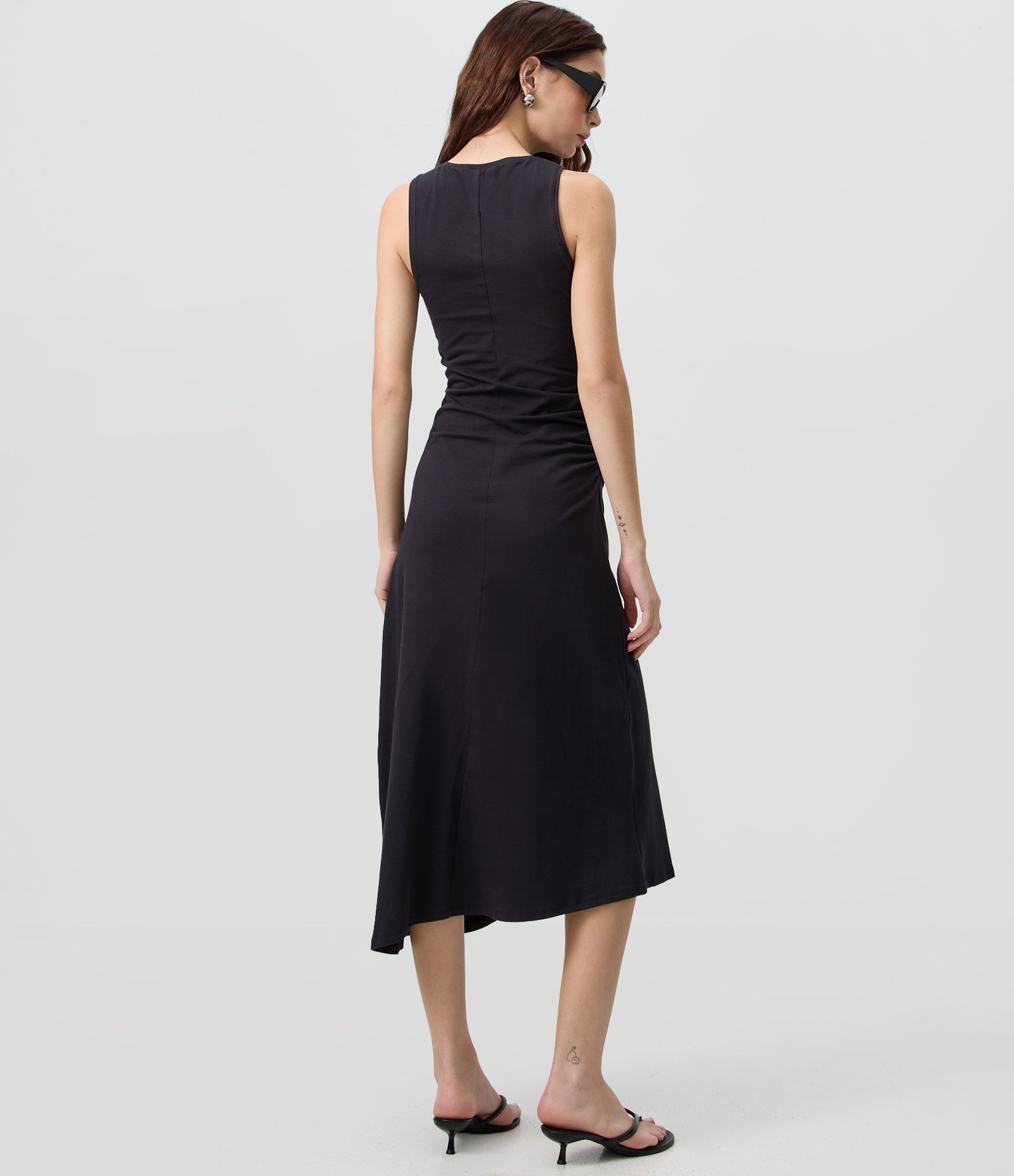 Vestido Regata Midi em Algodão com Drapeado Lateral Preto 4