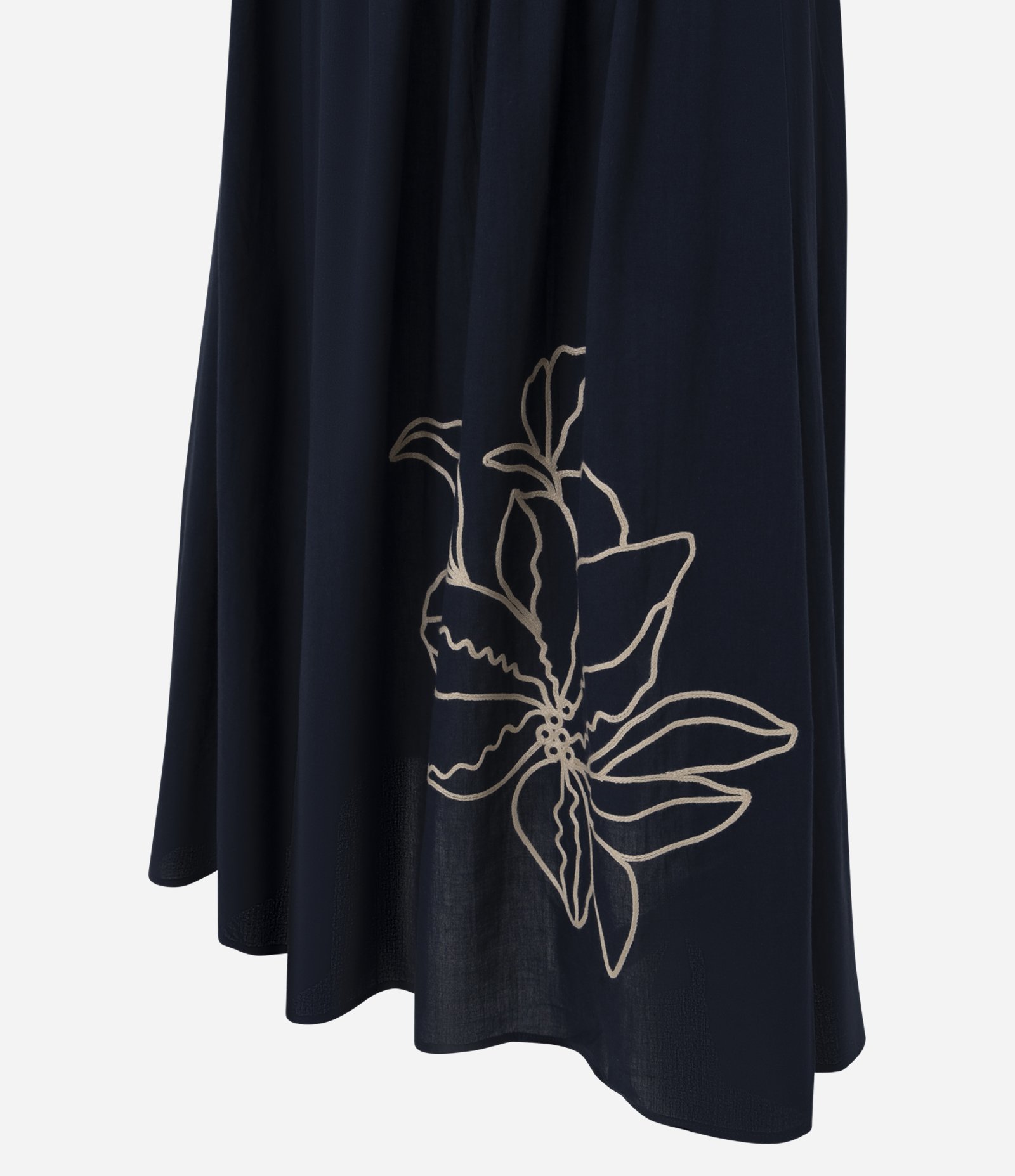 Vestido Midi em Ribana com Bordado Floral Azul 2