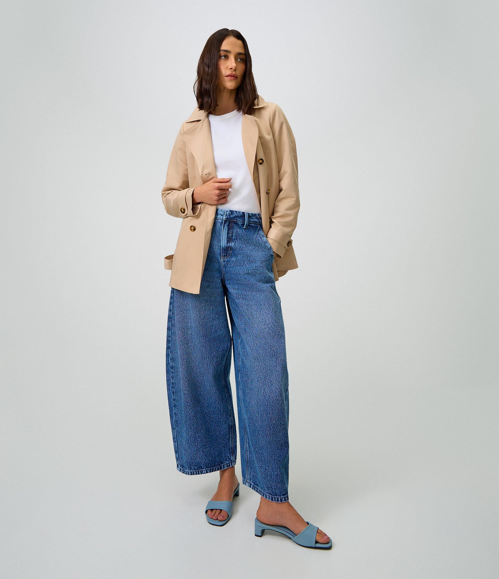 Sandália Mule em PU com Salto Kitten Heel Azul 2