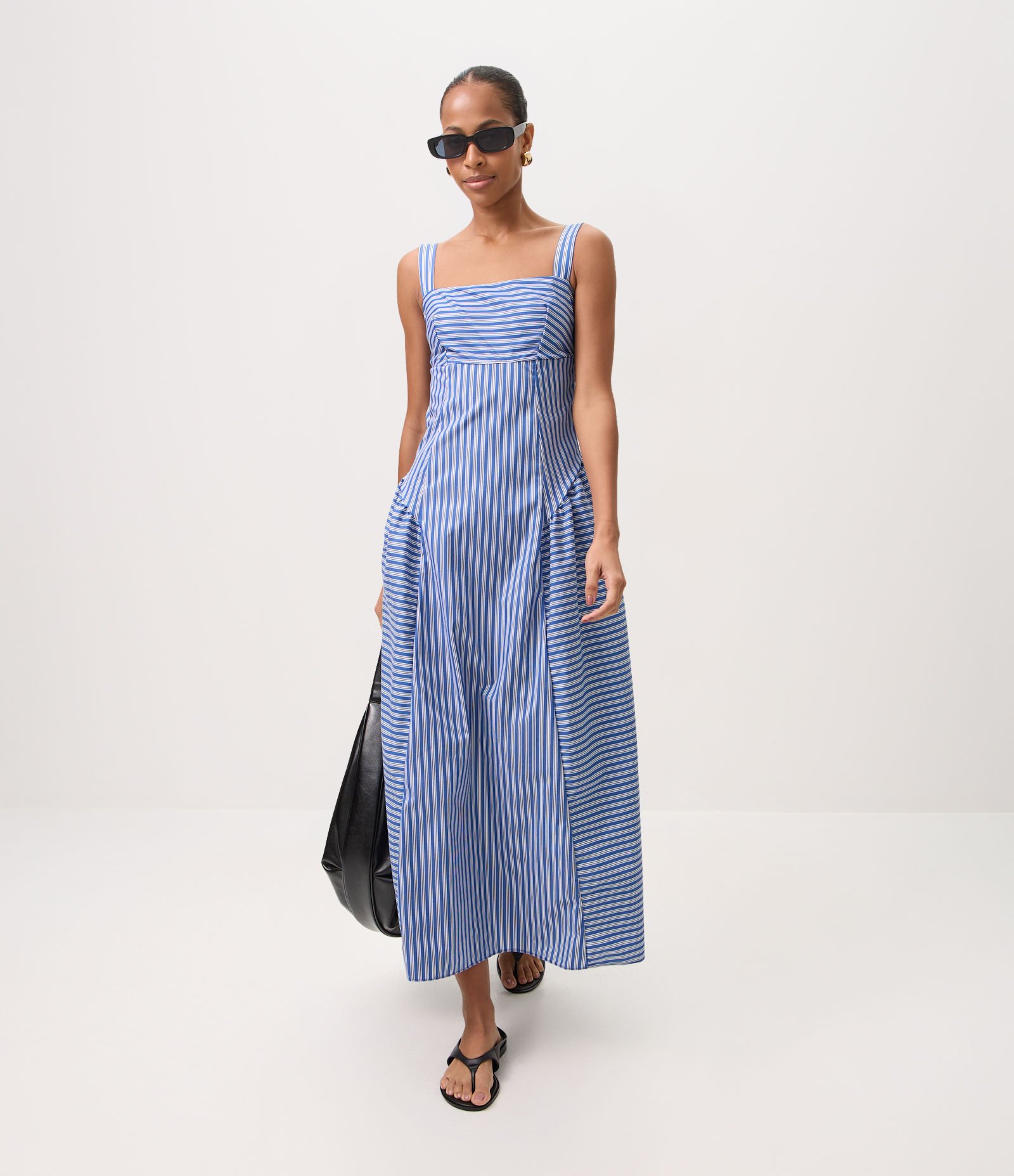 Vestido Midi Evasê Listrado em Tricoline com Decote Quadrado Azul 2