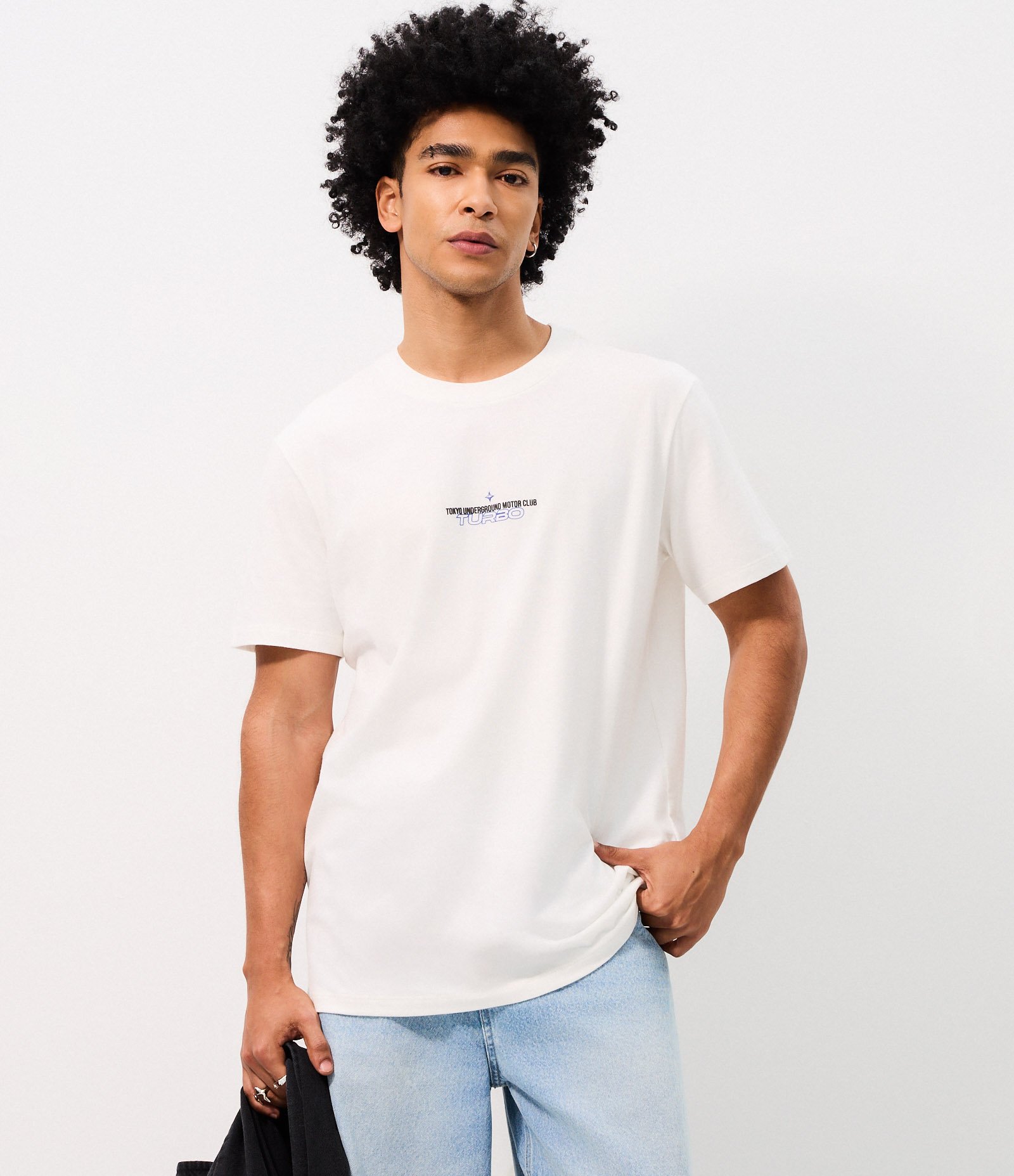 Camiseta Comfort em Algodão com Estampa Carro Turbo Branco 4