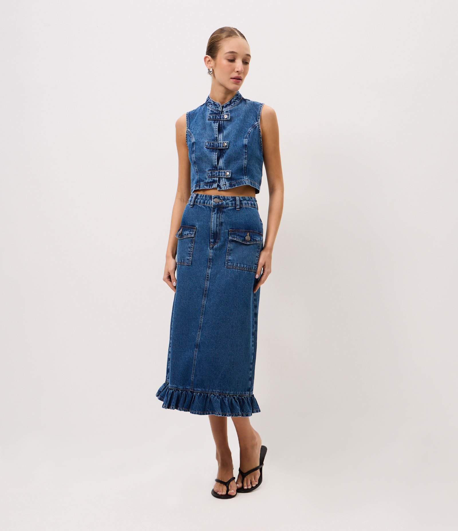 Saia Midi em Jeans com Babado na Barra Azul 1