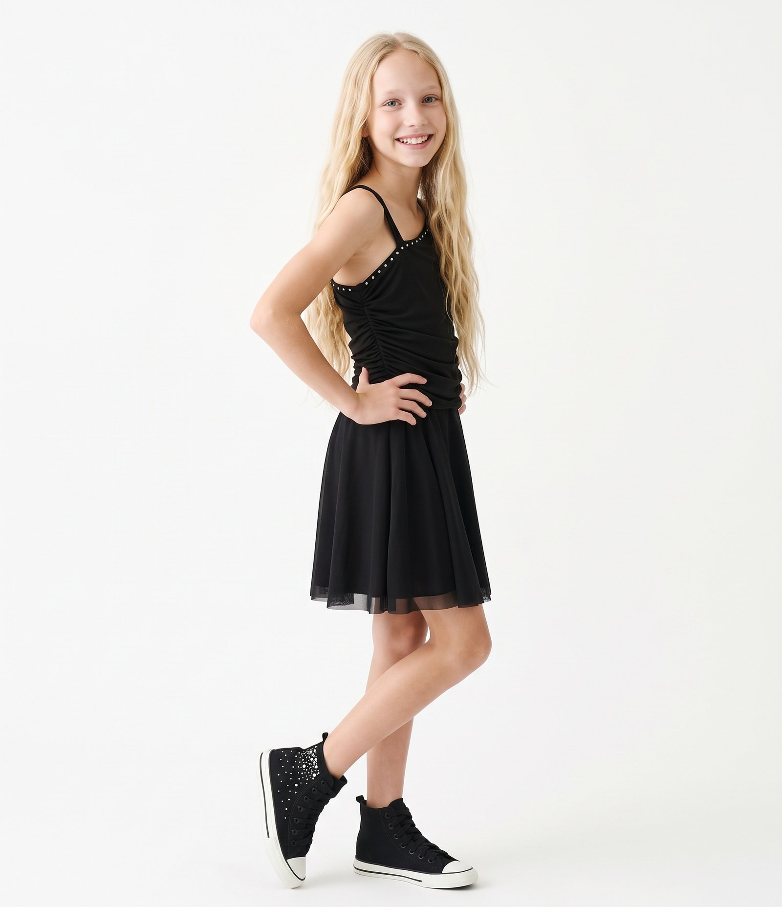 Vestido Infantil de Tule com Franzido e Aplicação de Strass - Tam 5 a 16 Anos Preto 2