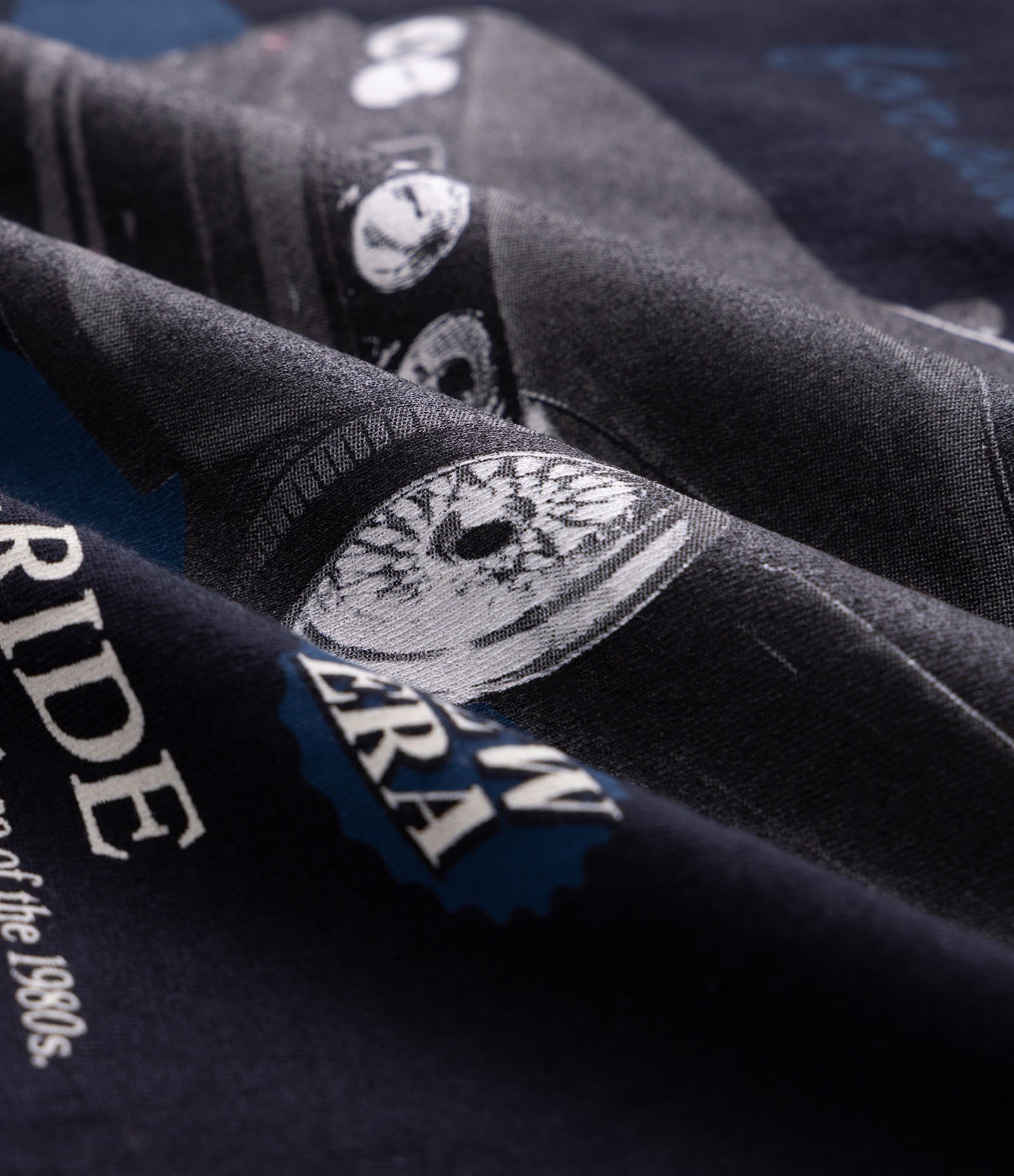 Camiseta Comfort em Algodão com Estampa de Carro Preto 4