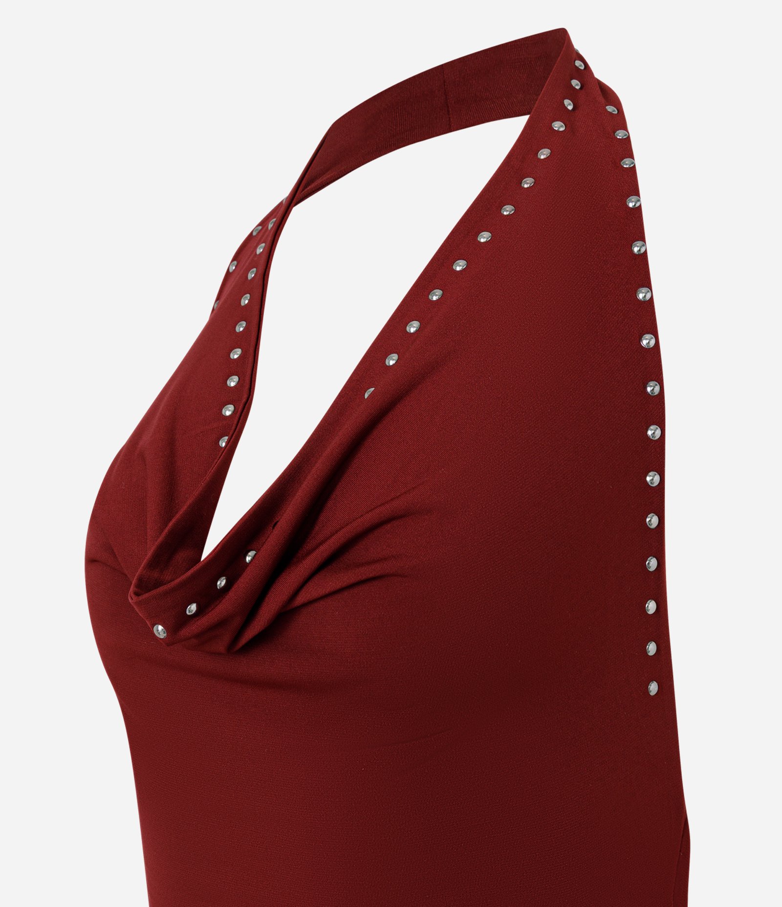 Blusa Frente Única com Decote Degagê e Aplicação de Tachas Vermelho 2