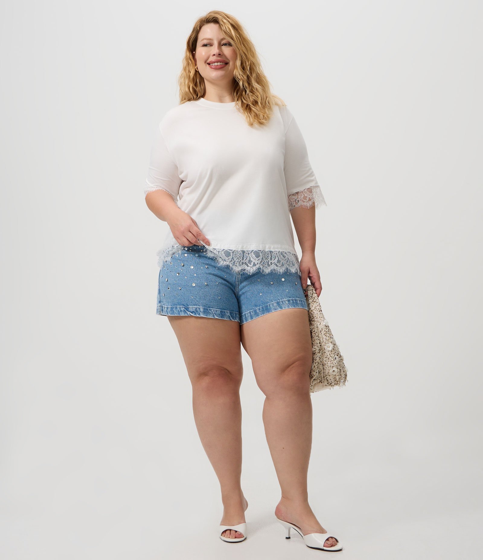 Blusa Alongada em Algodão com Renda na Barra Curve & Plus Size Branco 2