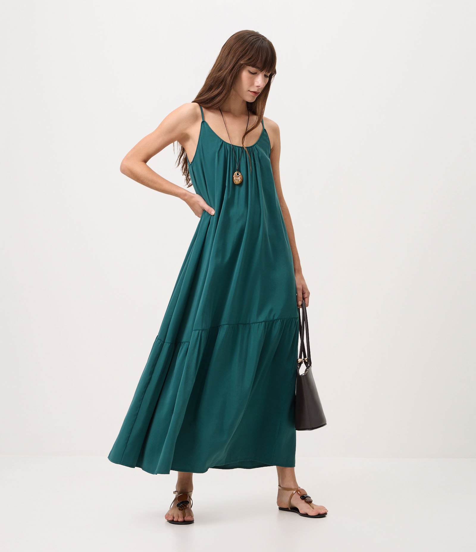 Vestido Long Midi em Viscose com Alças Finas e Decote em V Azul 2