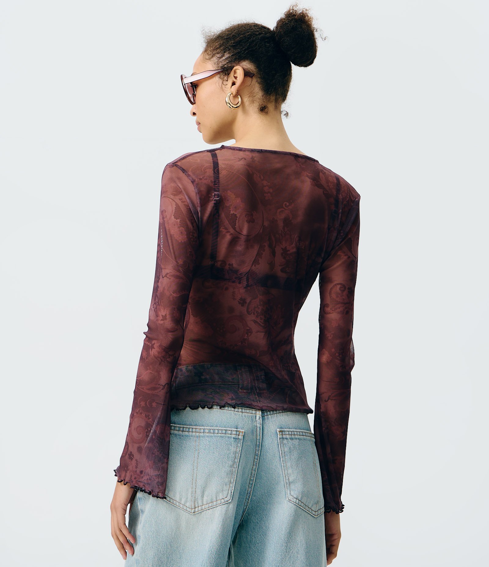 Blusa em Tule com Estampa Paisley e Franzidos Frontais Marrom 4