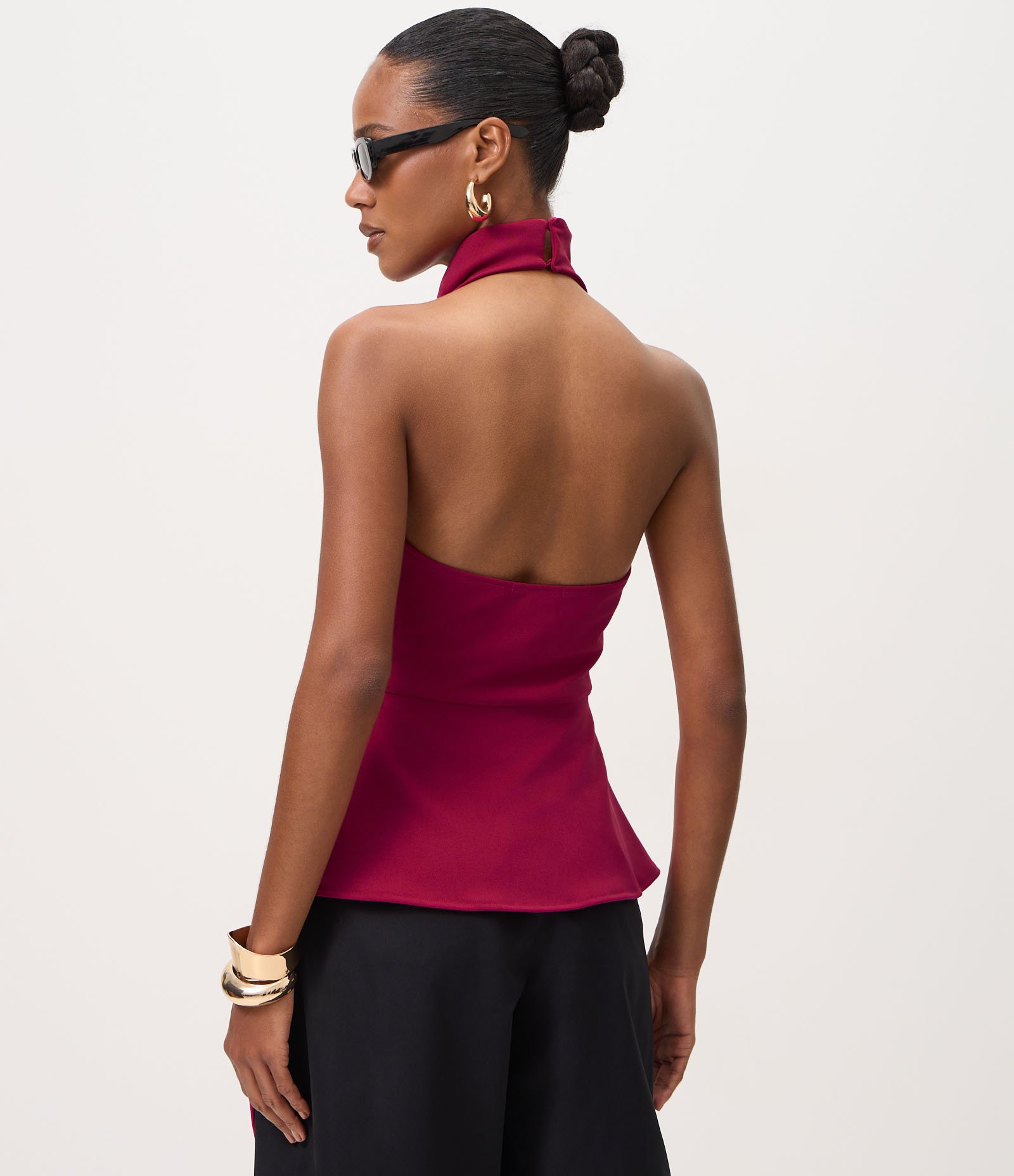 Blusa Frente Única com Gola Degagê e Barra Assimétrica Vermelho 4