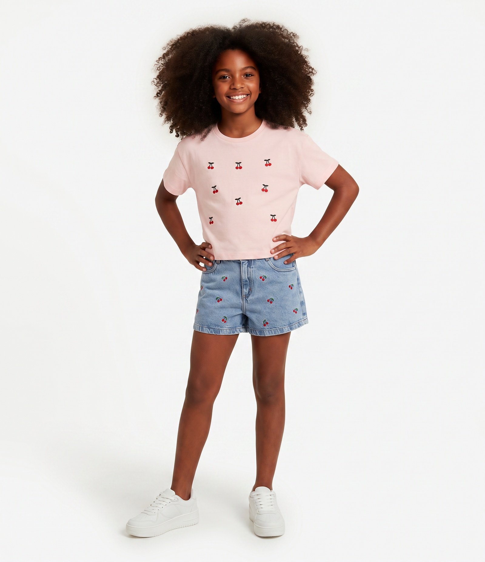Short Jeans Infantil de Cerejinhas - Tam 5 a 16 Anos Azul médio 1