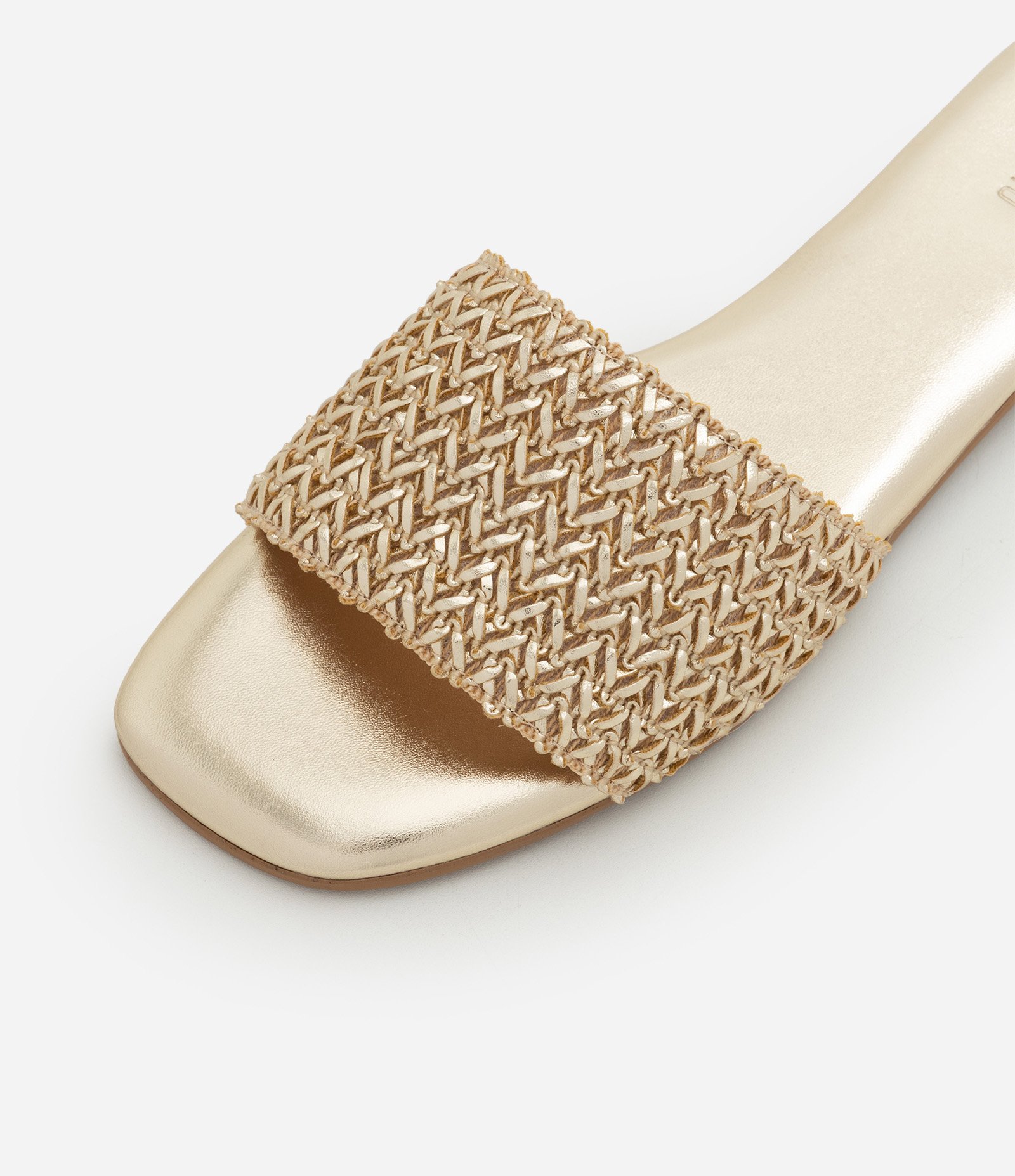 Rasteira Mule em PU com Gáspea Tressê Dourado 7