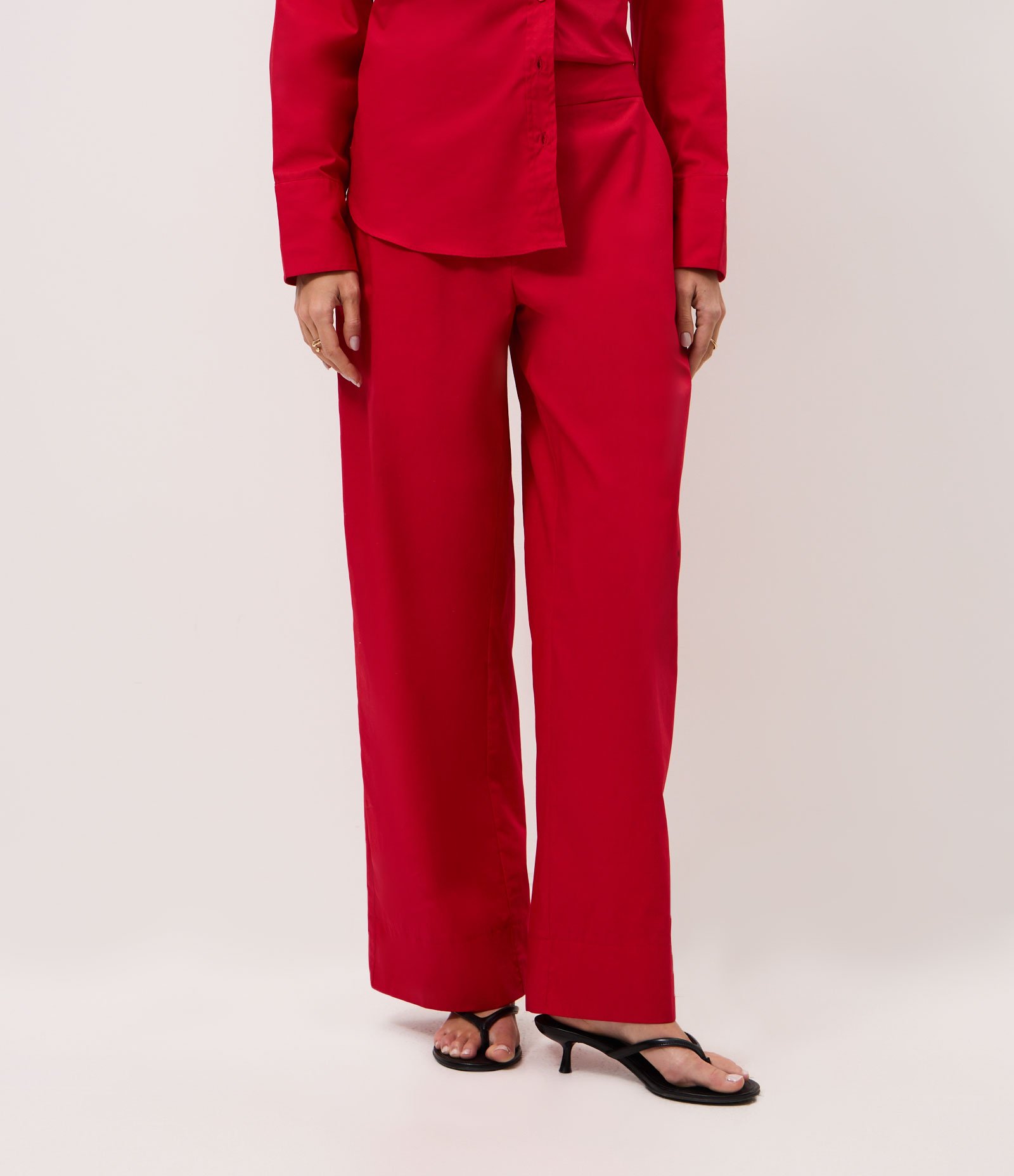 Calça Reta em Tricoline com Cós Alfaiatado Vermelho 2