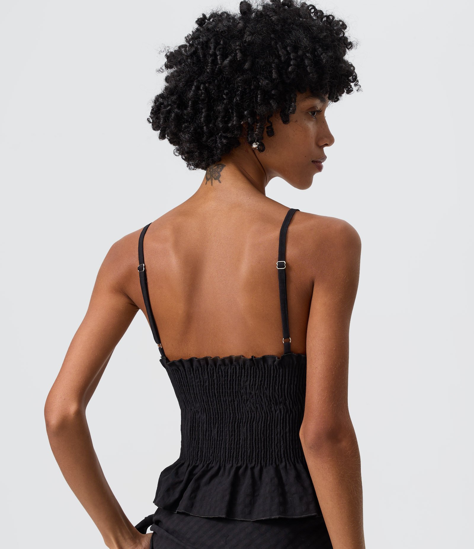 Blusa Peplum de Alcinha em Anarruga Xadrez com Franzido Preto 4