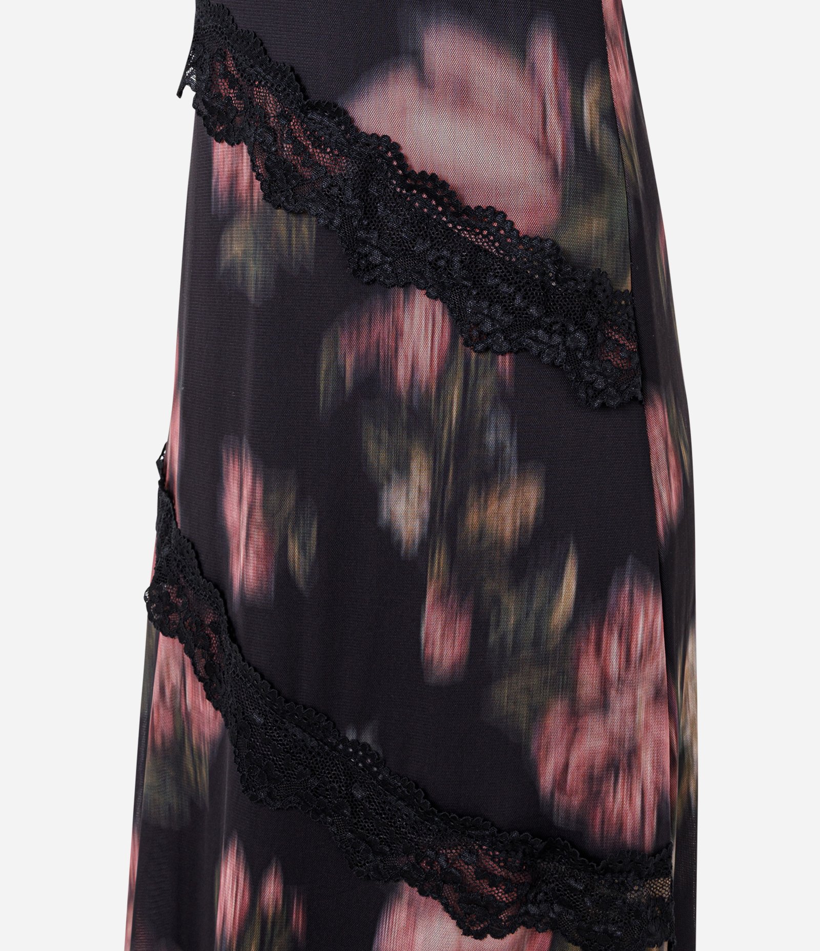 Vestido em Tule Floral com Renda Assimétrica Preto 2