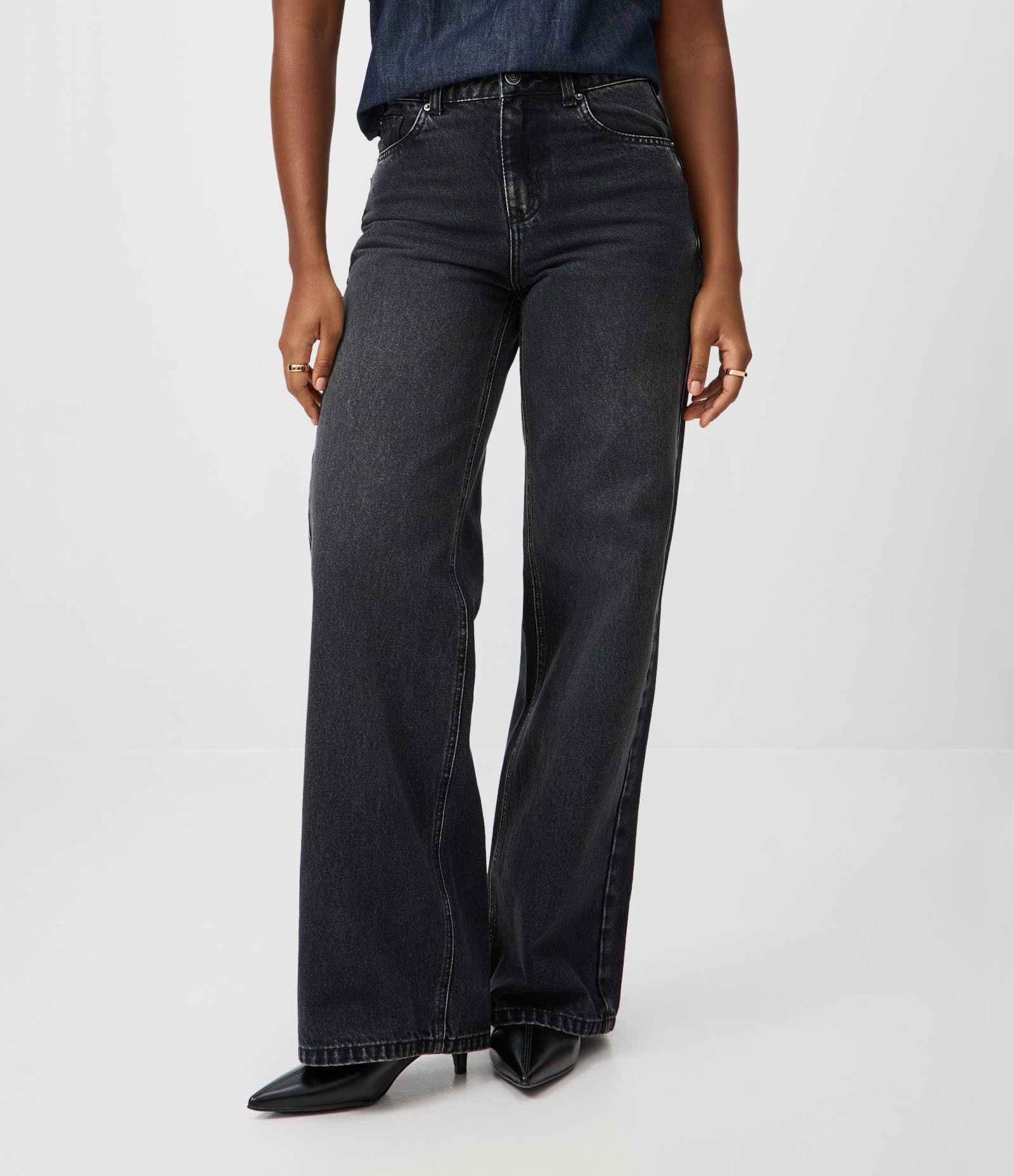 Calça Wide Leg em Jeans Premium com Cintura Média Preto 2
