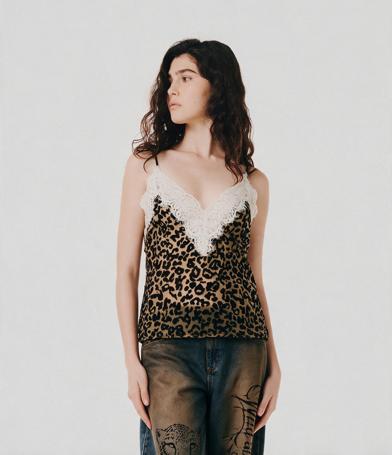 Blusa de Alças com Estampa Animal Print e Renda Marrom 3