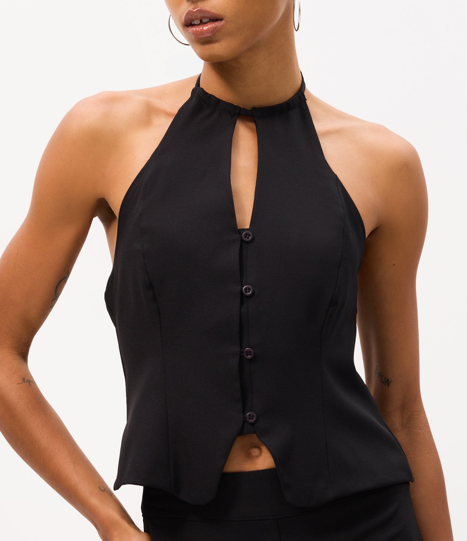 Blusa Frente Única em Crepe com Fechamento Oriental Preto 3