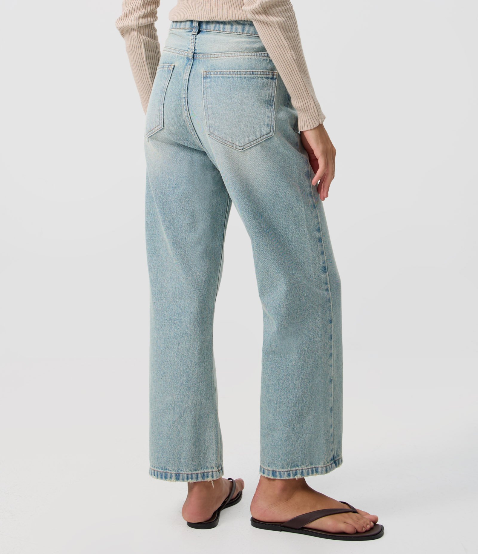 Calça Cropped Reta Jeans com Cintura Alta Azul 4
