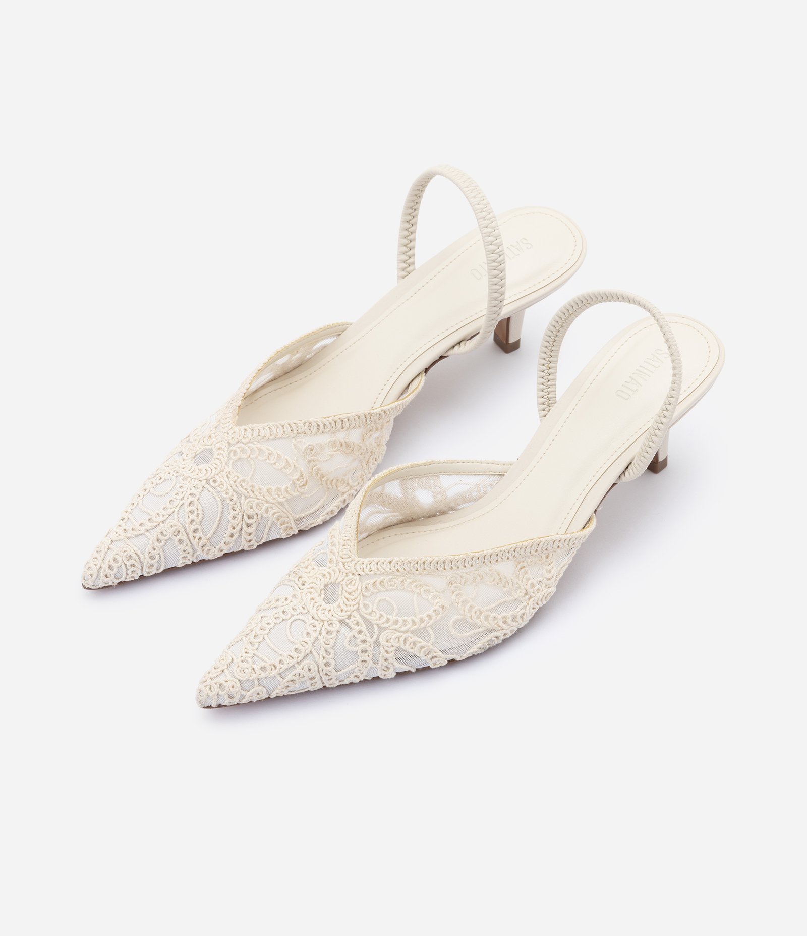 Sapato Slingback em Crochê com Bico Fino Off White 4