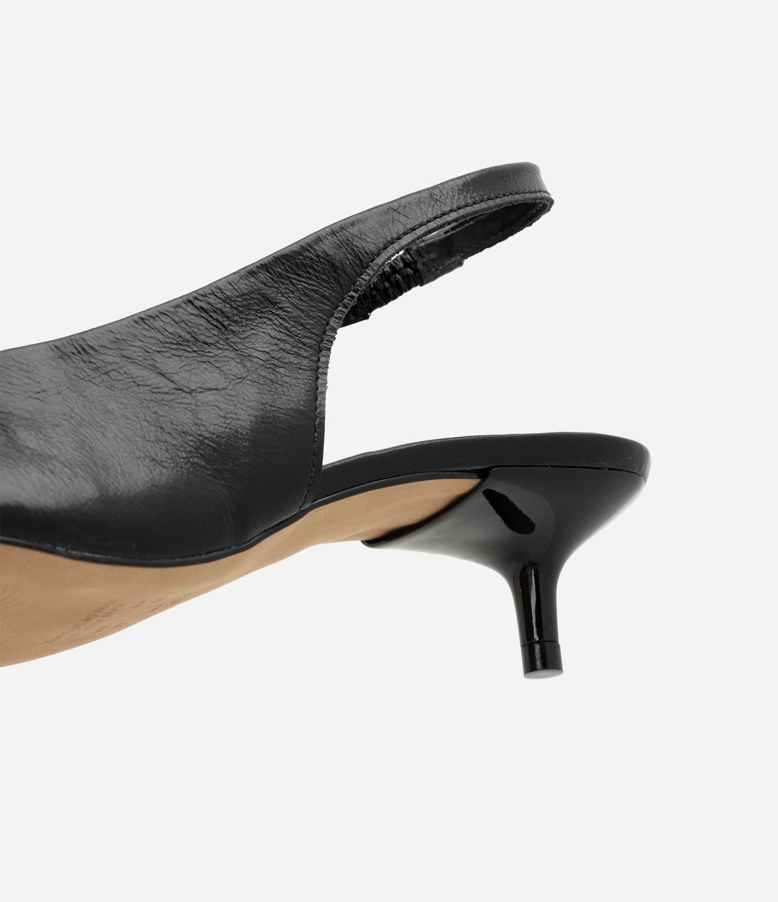 Sapato Slingback em Couro com Salto Kitten Heel Preto 3
