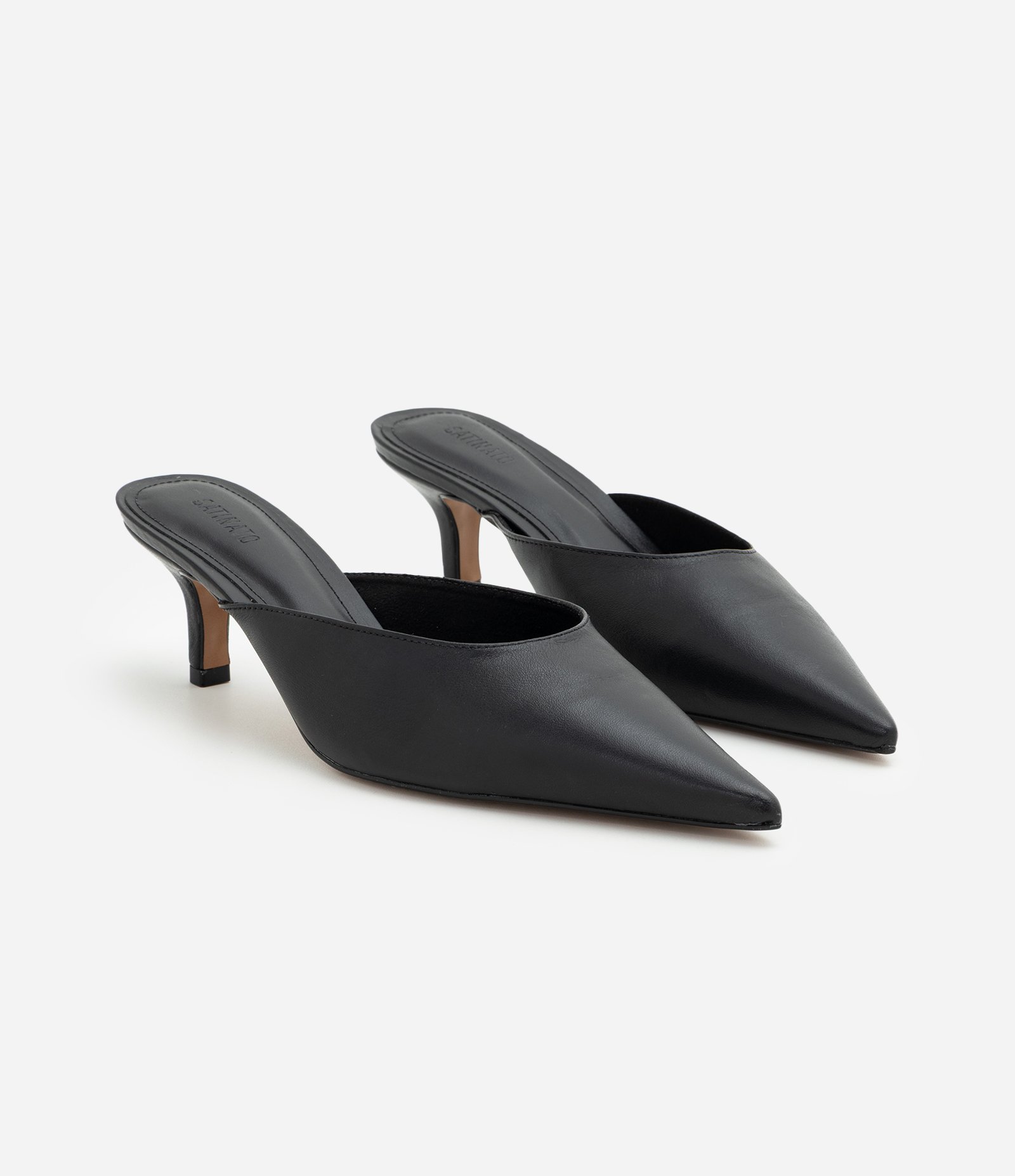 Scarpin Mule em Couro com Salto Médio Preto 4